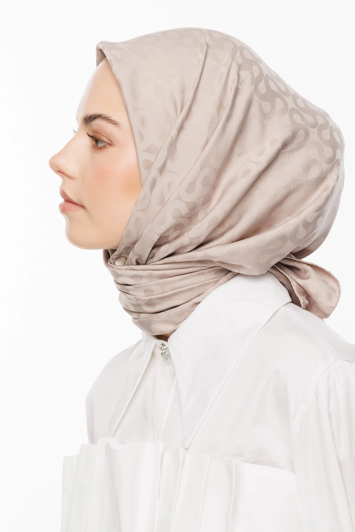 Moon Pattern Silky Jacquard Scarf - Beige