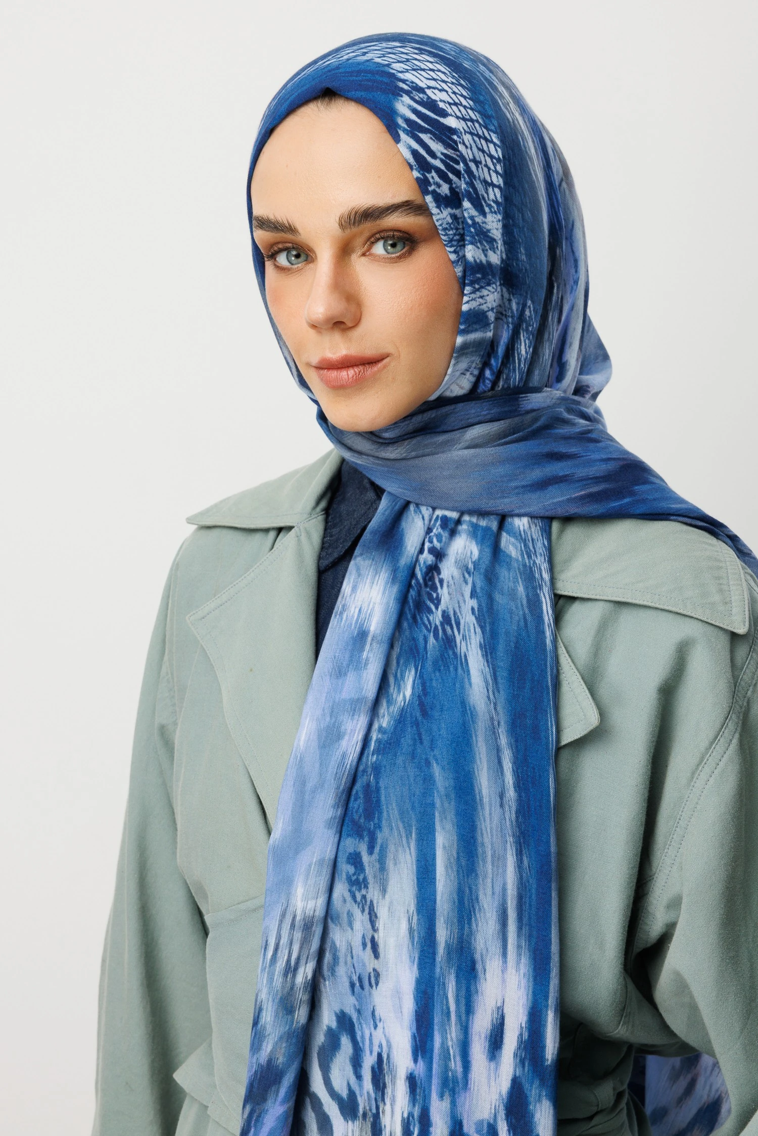 Wholesale Leopard Pattern Ramie Shawl - Indigo