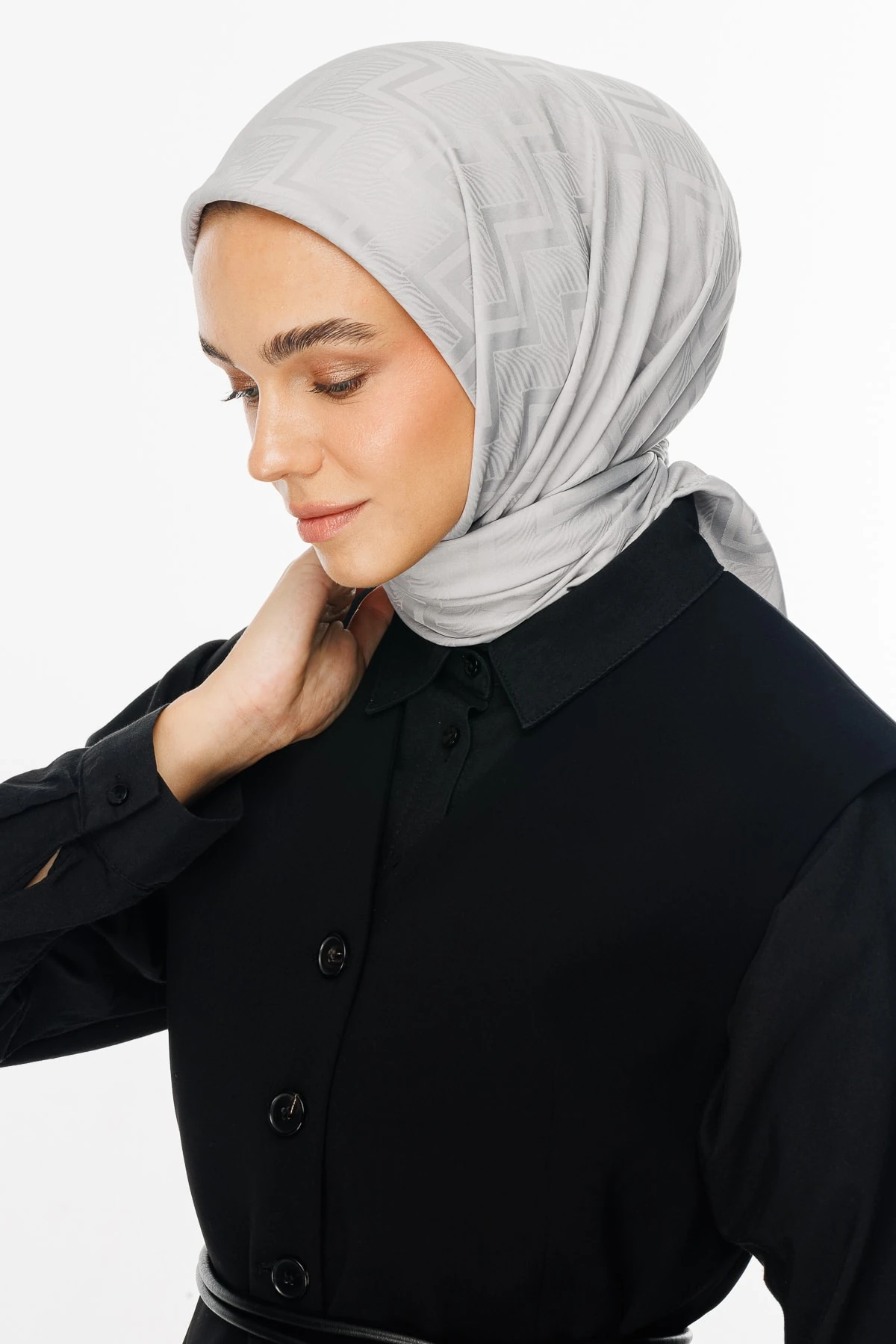 Viora Pattern Silky Jacquard Scarf - Silver