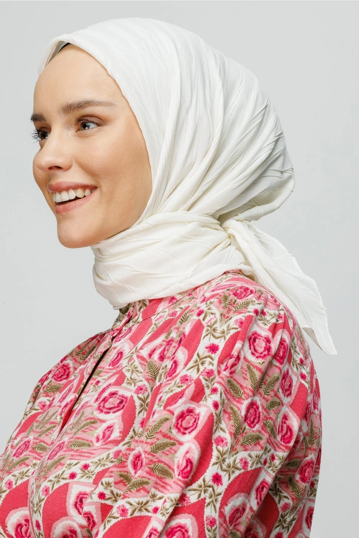 Pleated Bamboo Scarf - Ecru