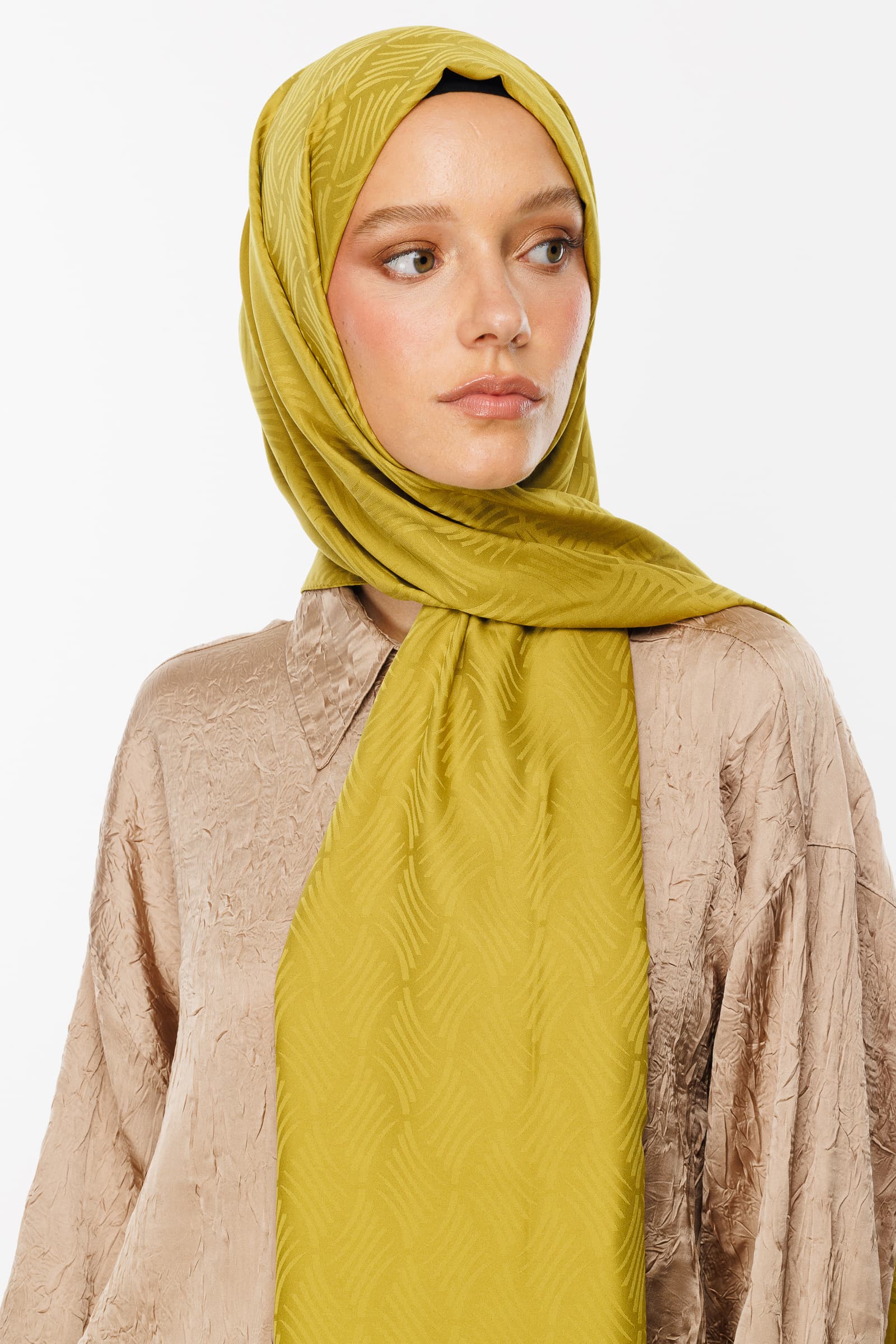 Aura Pattern Silk Jacquard Shawl - Olive Green