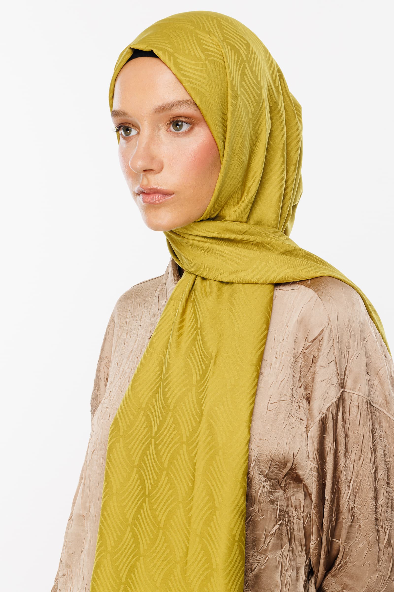 Aura Pattern Silk Jacquard Shawl - Olive Green