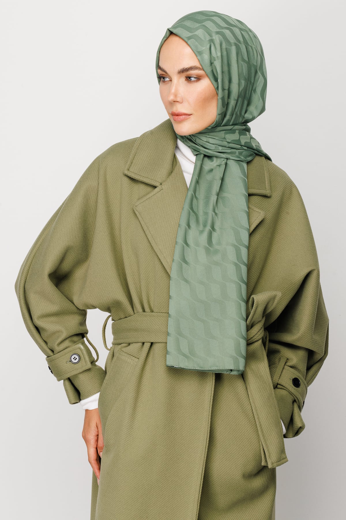 Wave-Pattern Silky Jacquard Shawl - Mold Green