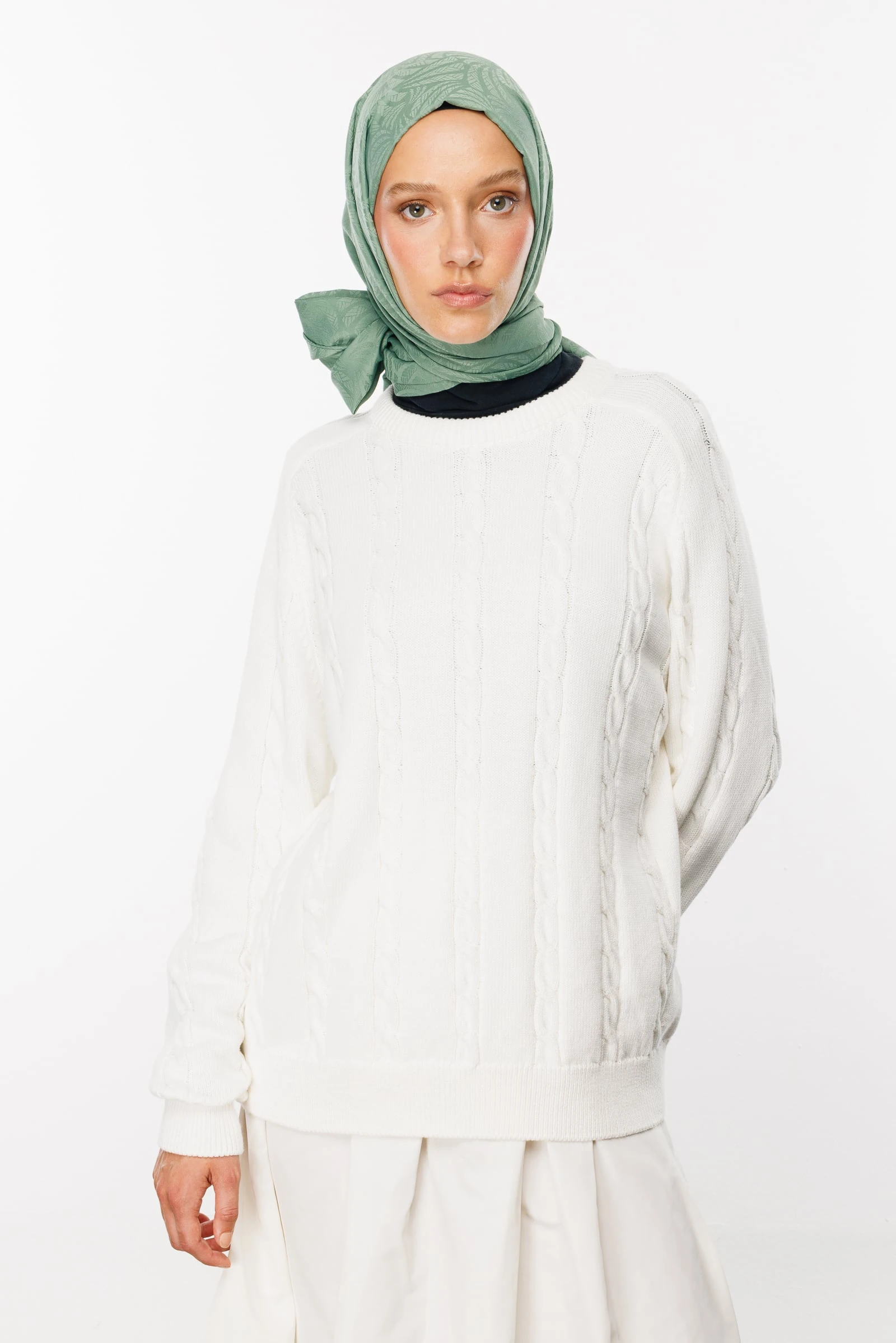 Artemis Pattern Silk Jacquard Shawl - Mold Green