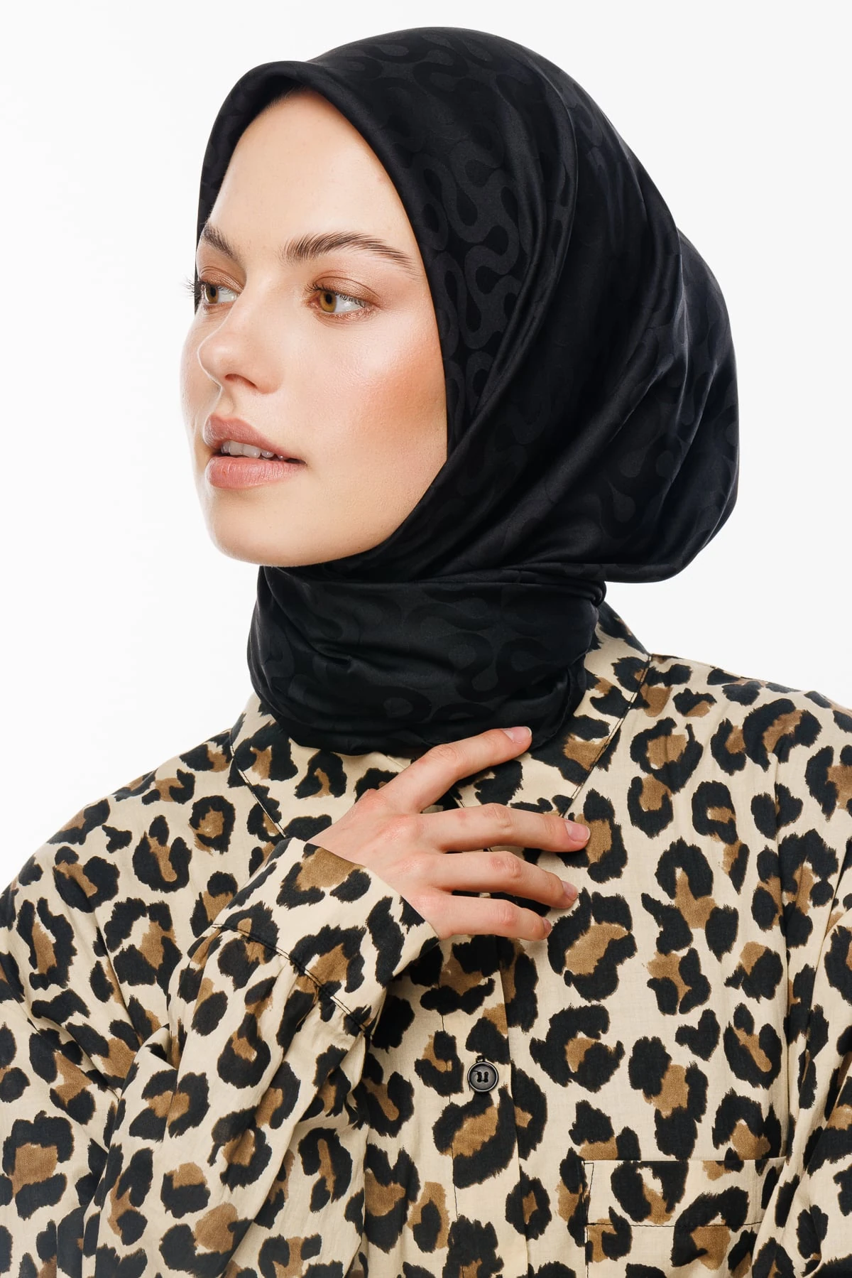 Toptan Moon Desen İpeksi Jakar Eşarp - Siyah