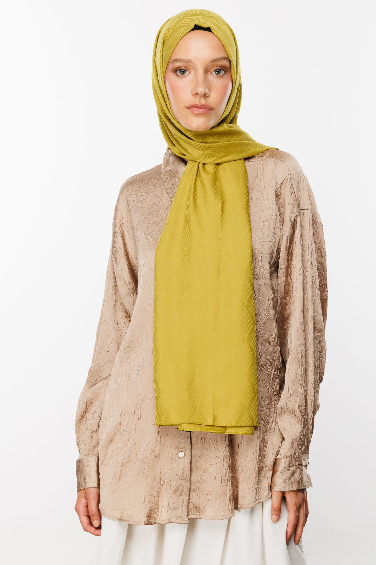 Aura Pattern Silk Jacquard Shawl - Olive Green