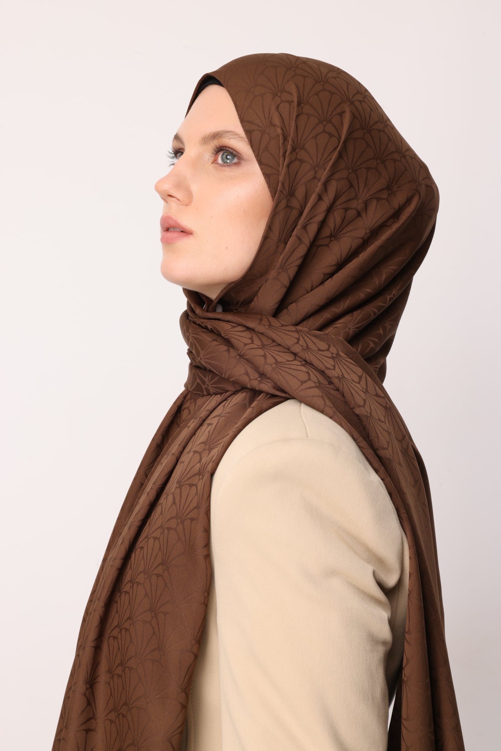 Lotus Pattern Silk Jacquard Shawl - Bitter