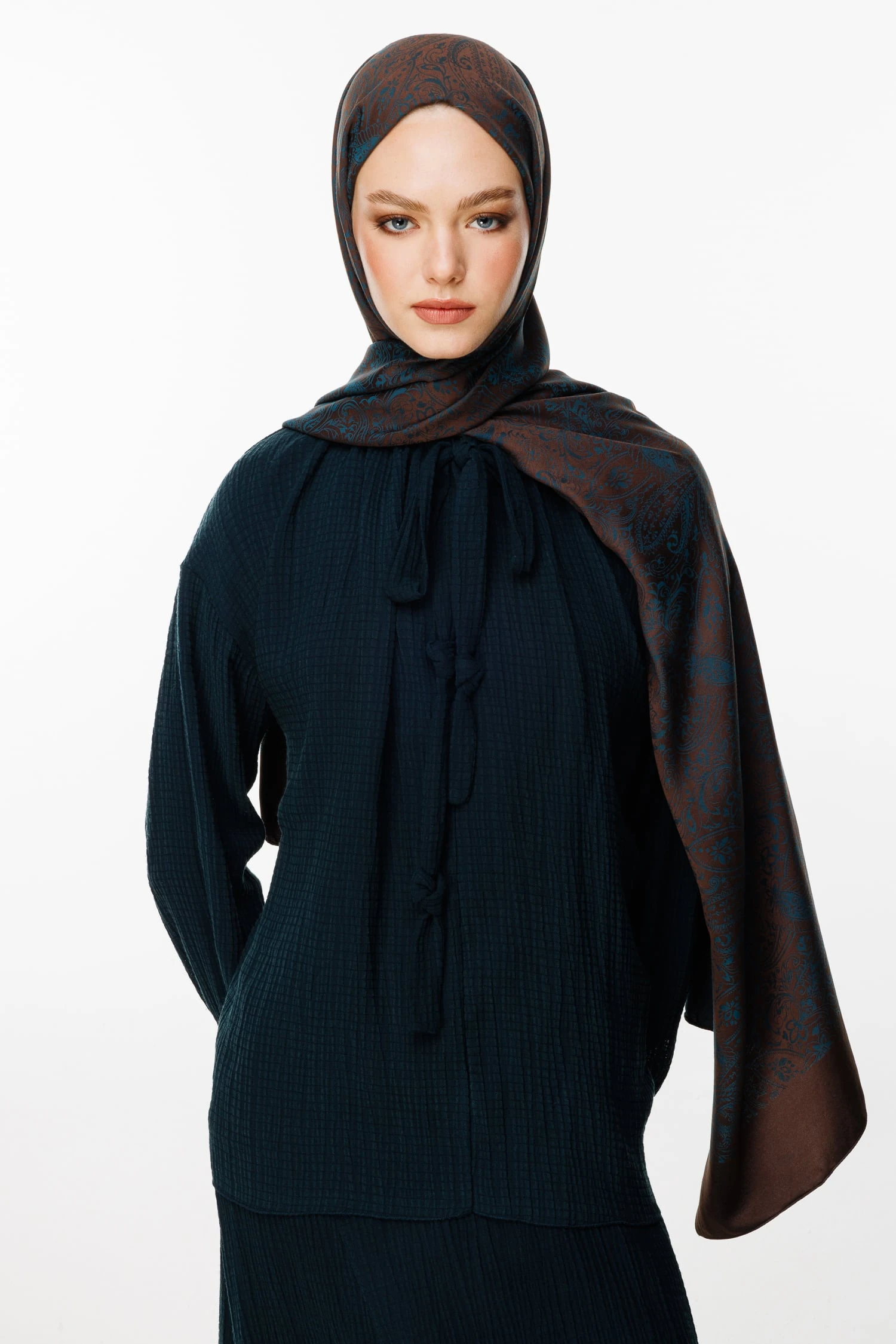 Velora-Pattern Reversible Shawl - Bitter Brown-Petroleum Blue