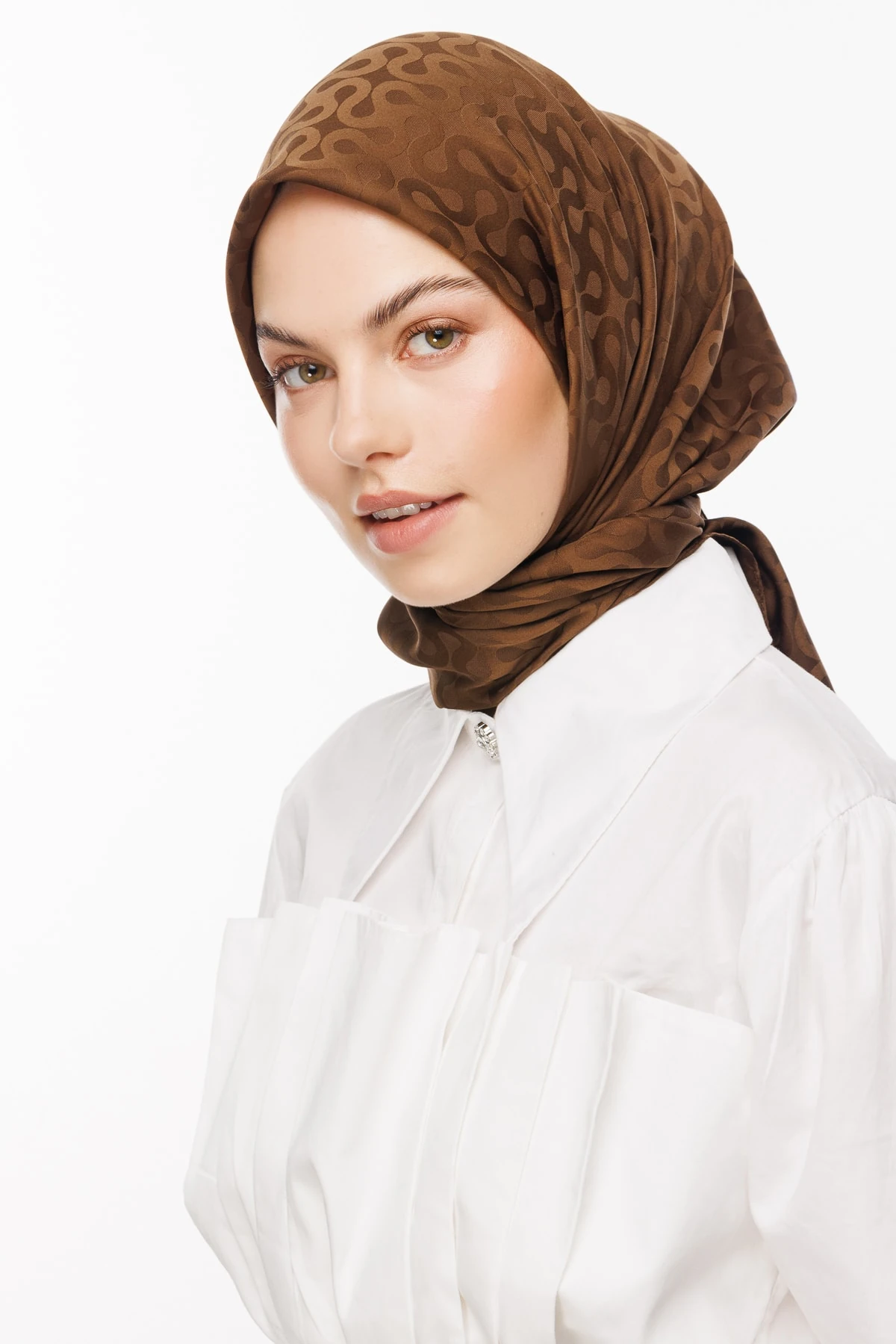 Toptan Moon Desen İpeksi Jakar Eşarp - Kahverengi