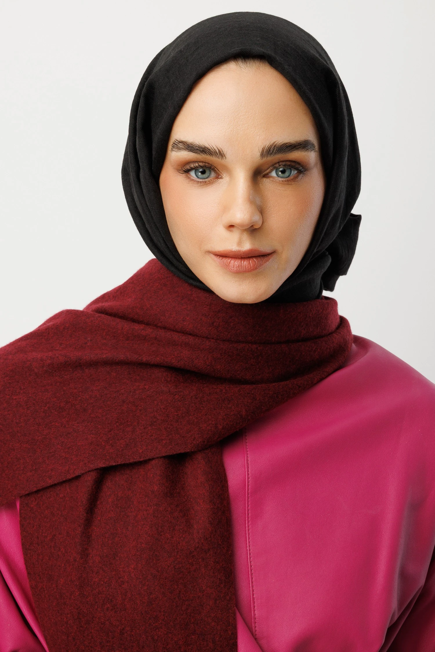 Wholesale Wool Muffler - Claret Red