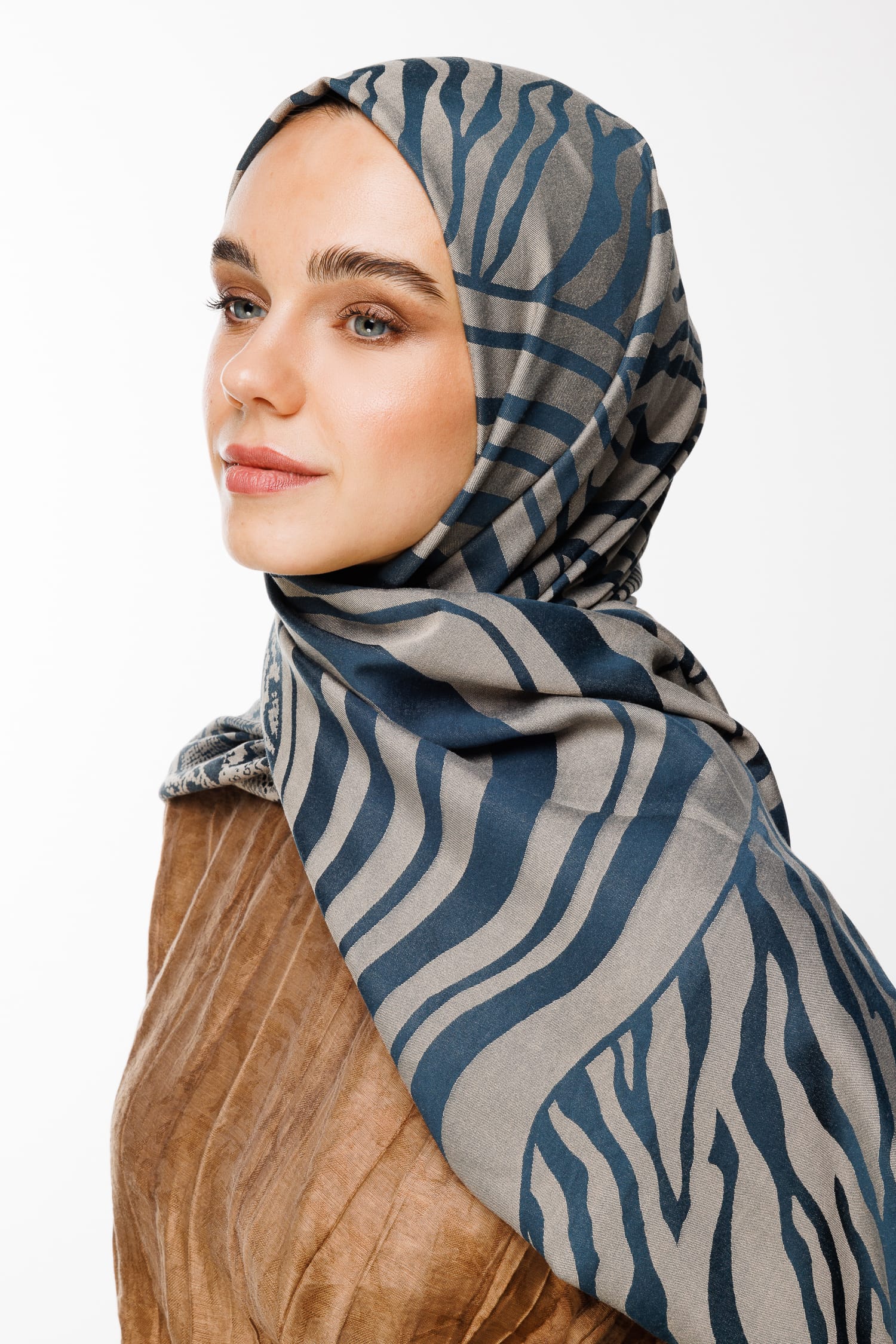 Toptan Riad Desen Çift Taraflı Şal - Petrol Mavisi-Bej