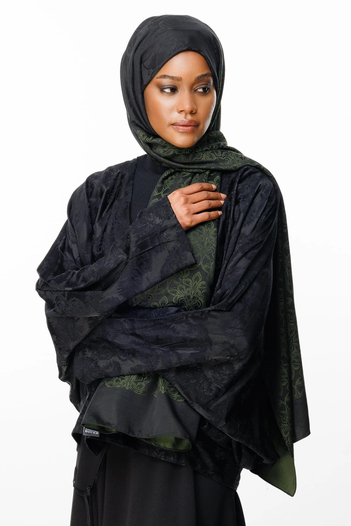 Nora-Pattern Reversible Shawl - Black-Khaki