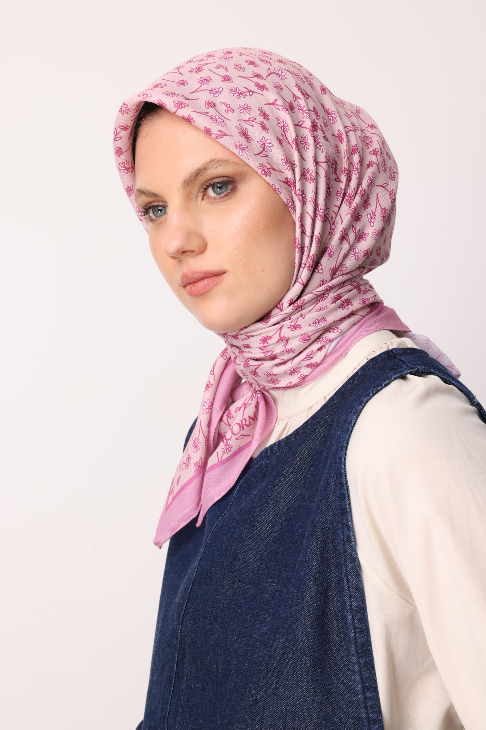 Toptan Minor Desen Pamuk Eşarp - Pembe