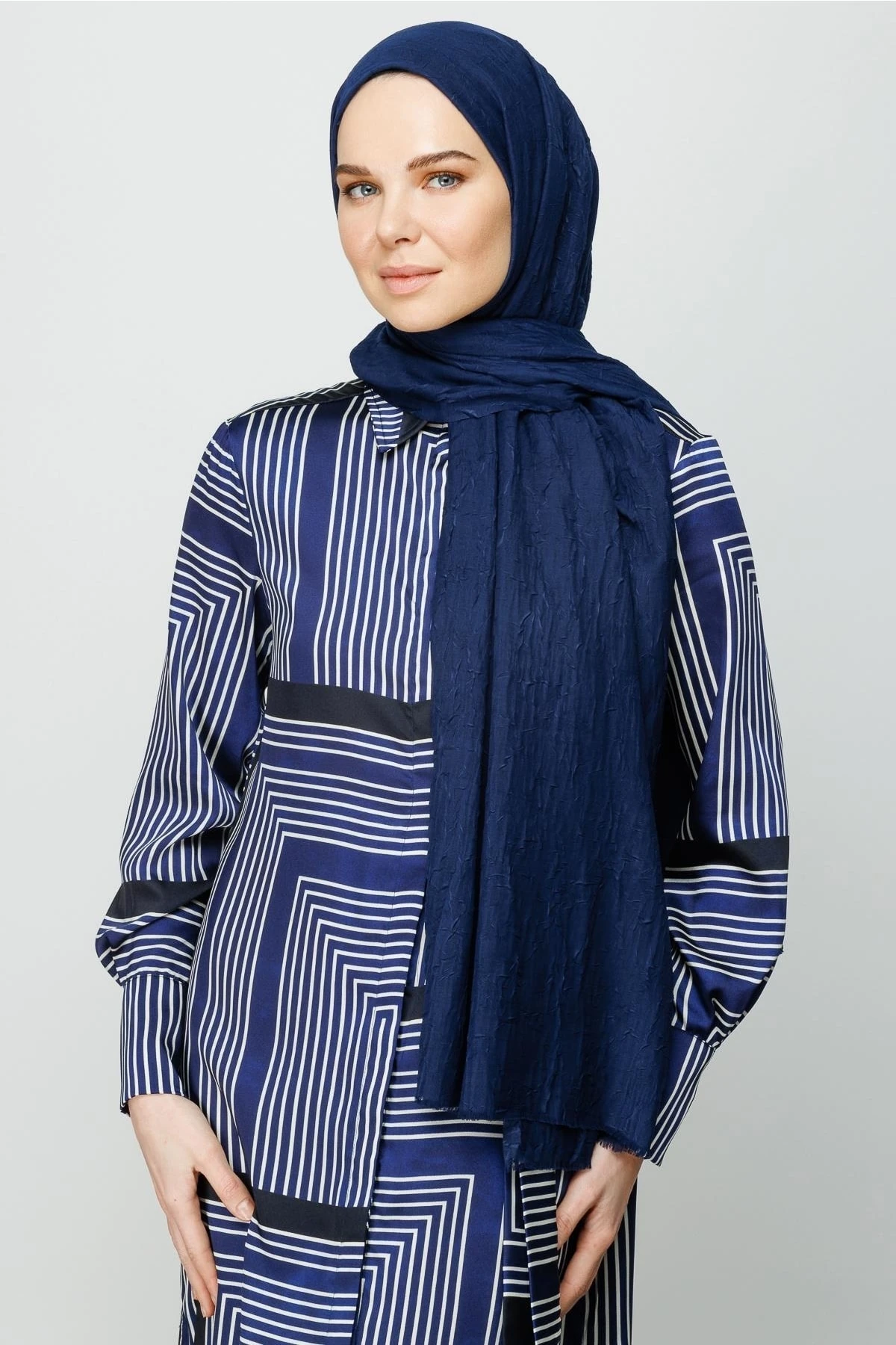 Bamboo Shawl - Navy Blue