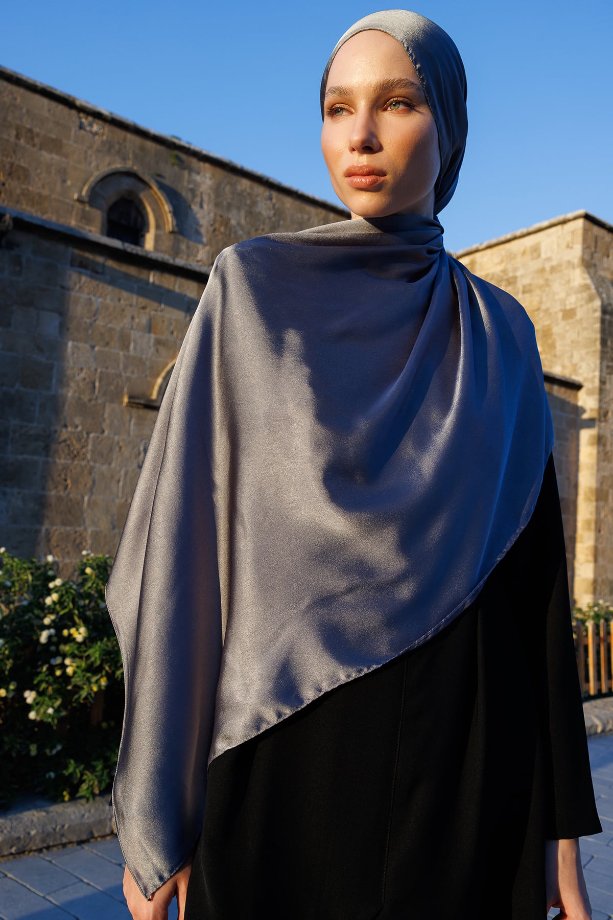 Diamond Aura Shawl - Fume