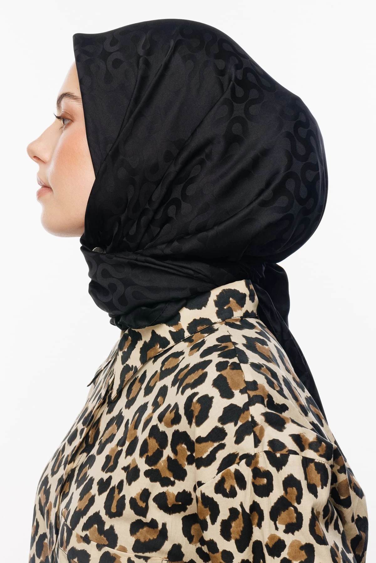 Toptan Moon Desen İpeksi Jakar Eşarp - Siyah