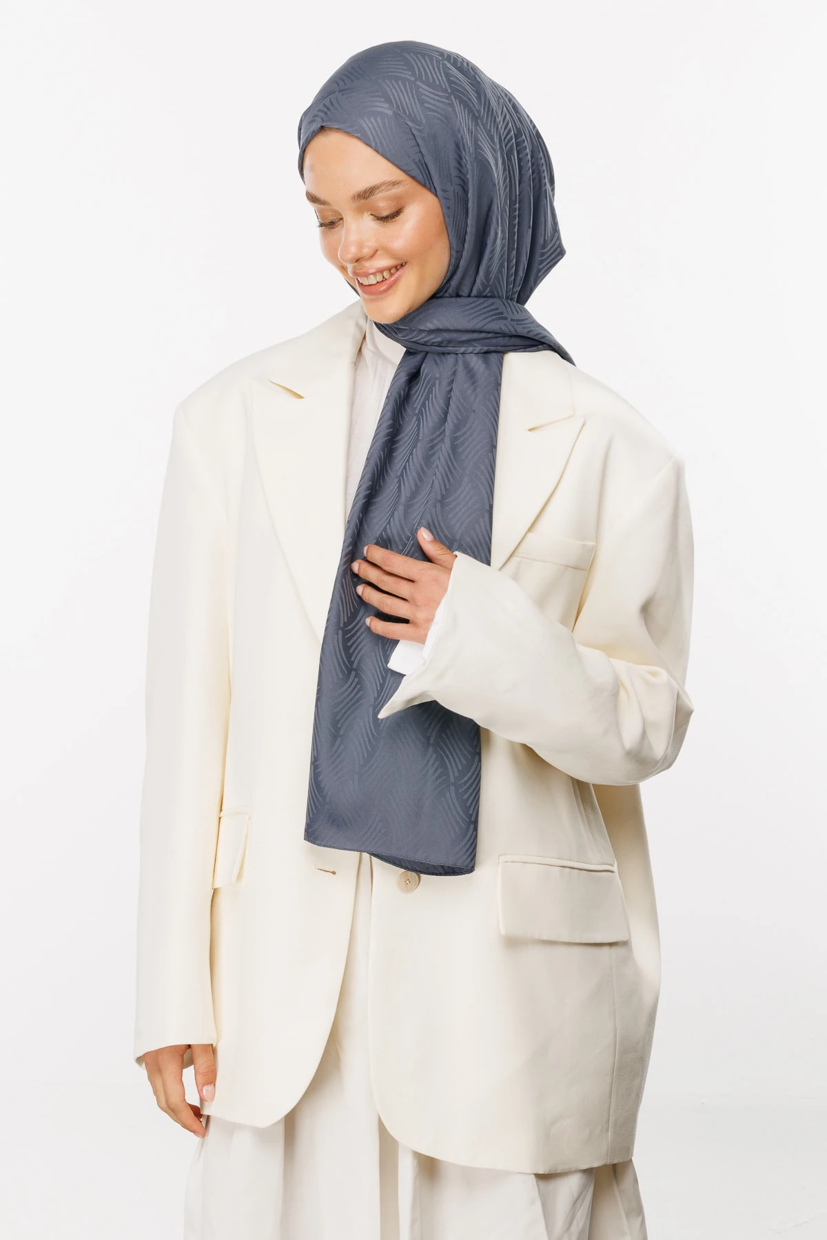 Toptan Aura Desen İpeksi Jakar Şal - Füme