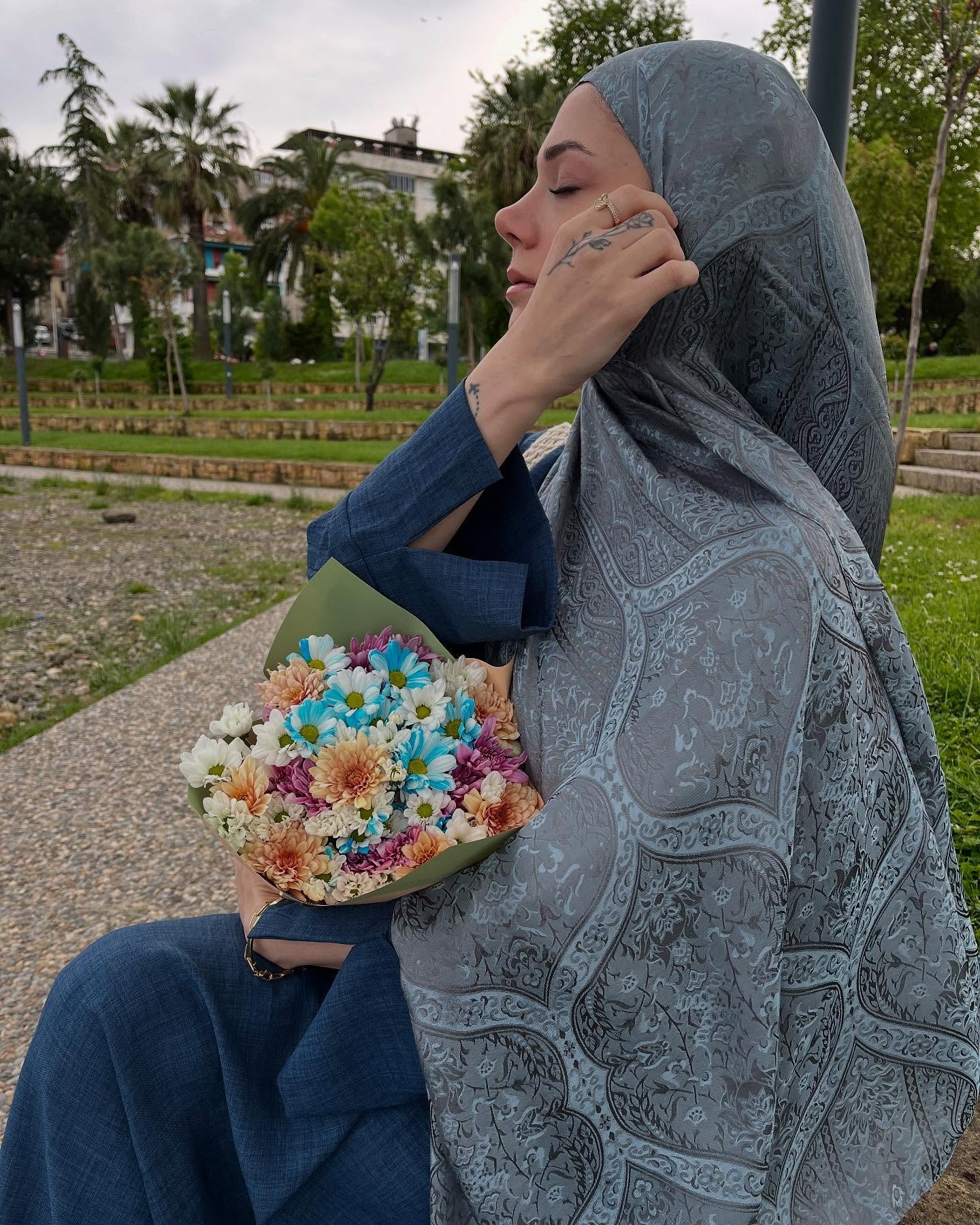 Shline Line Viscose Shawl - Dark Gray-Light Blue