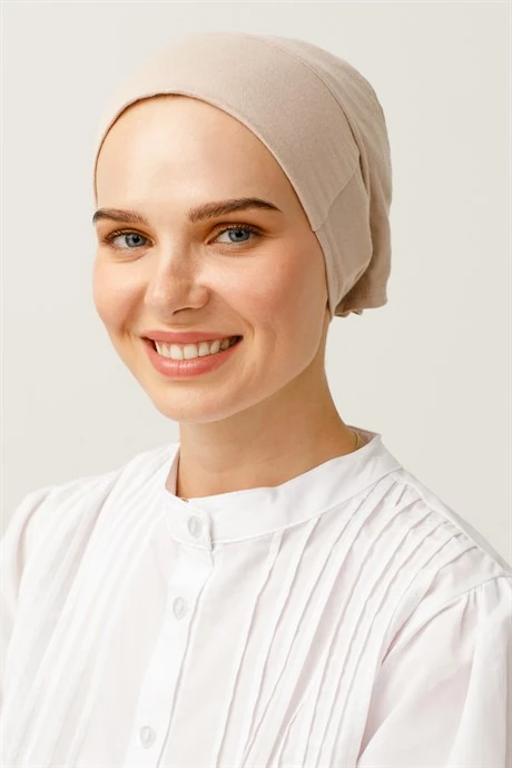 Toptan Bej Kaymaz Dikişsiz Bağlamalı Bone