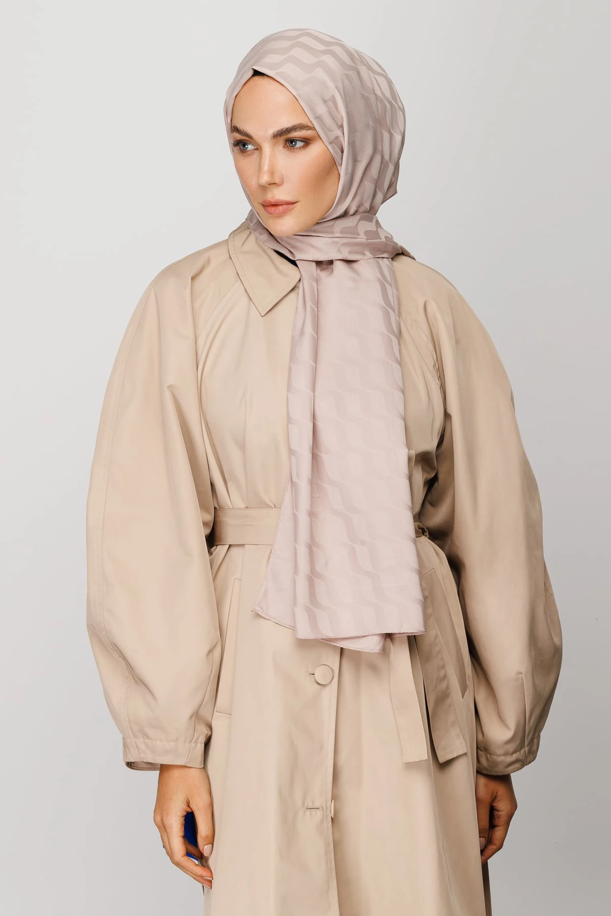 Toptan Dalga Desen İpeksi Jakar Şal - Bej