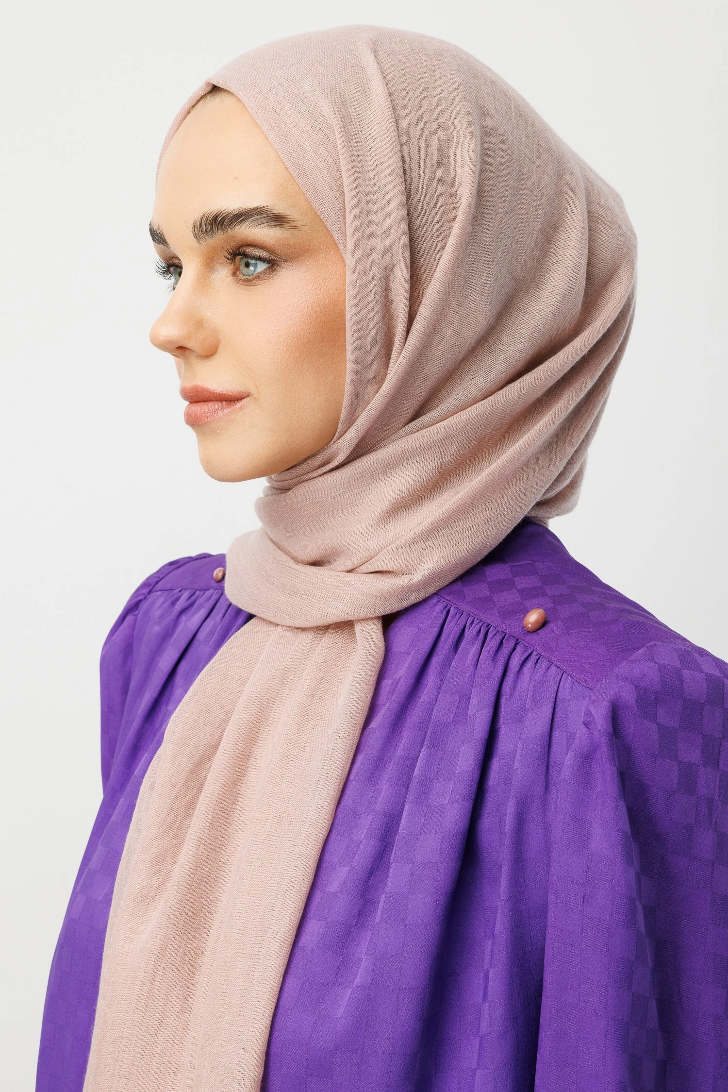 Wholesale Dubai Shawls - Powder