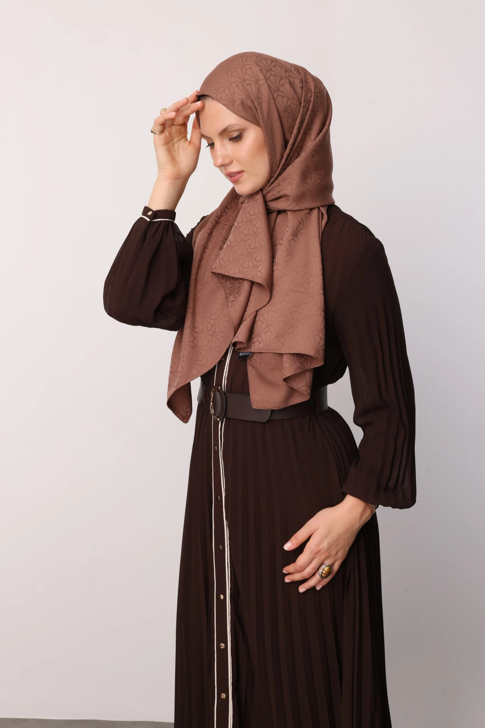 Lotus Pattern Silk Jacquard Shawl - Yalı