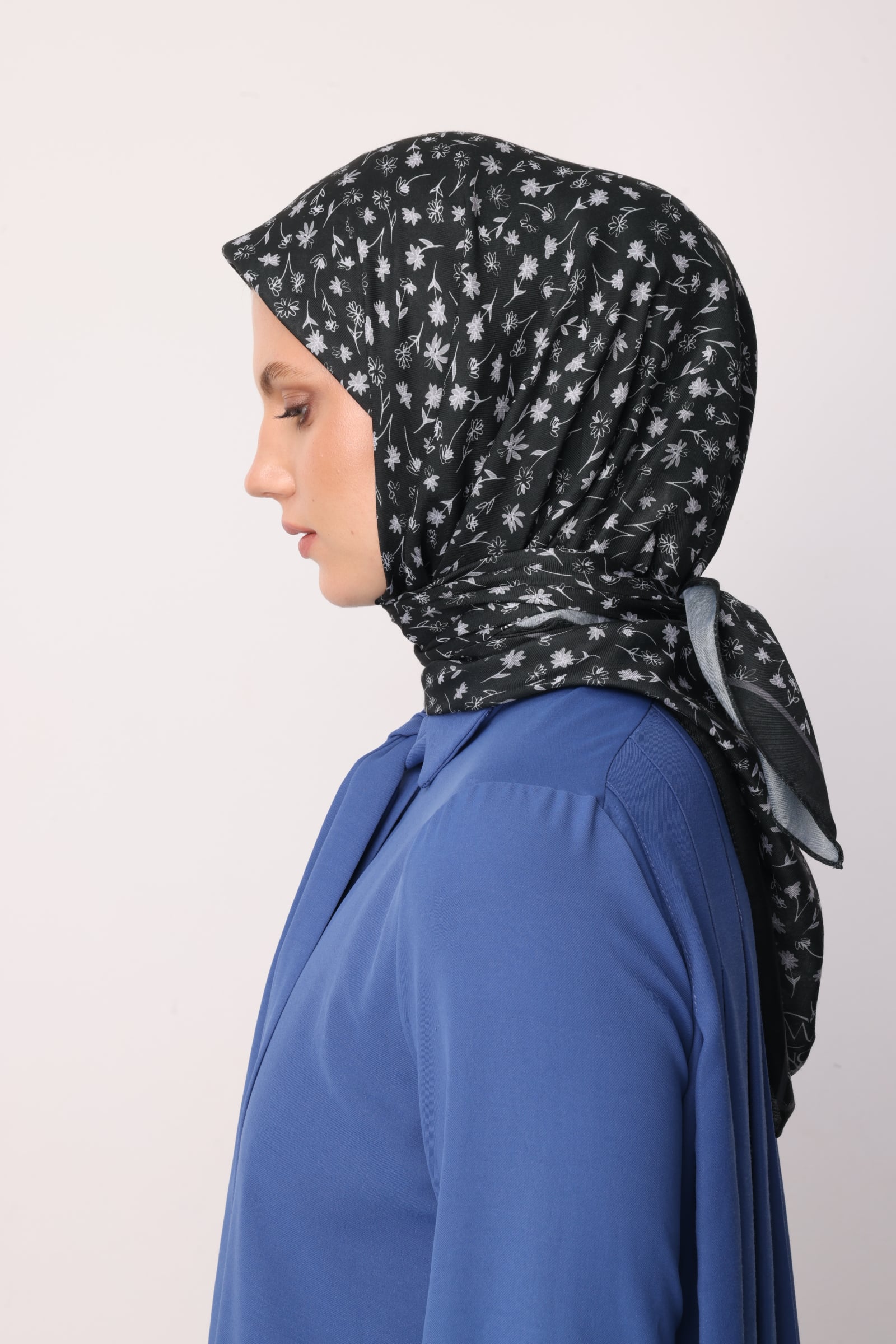 Toptan Minor Desen Pamuk Eşarp - Siyah