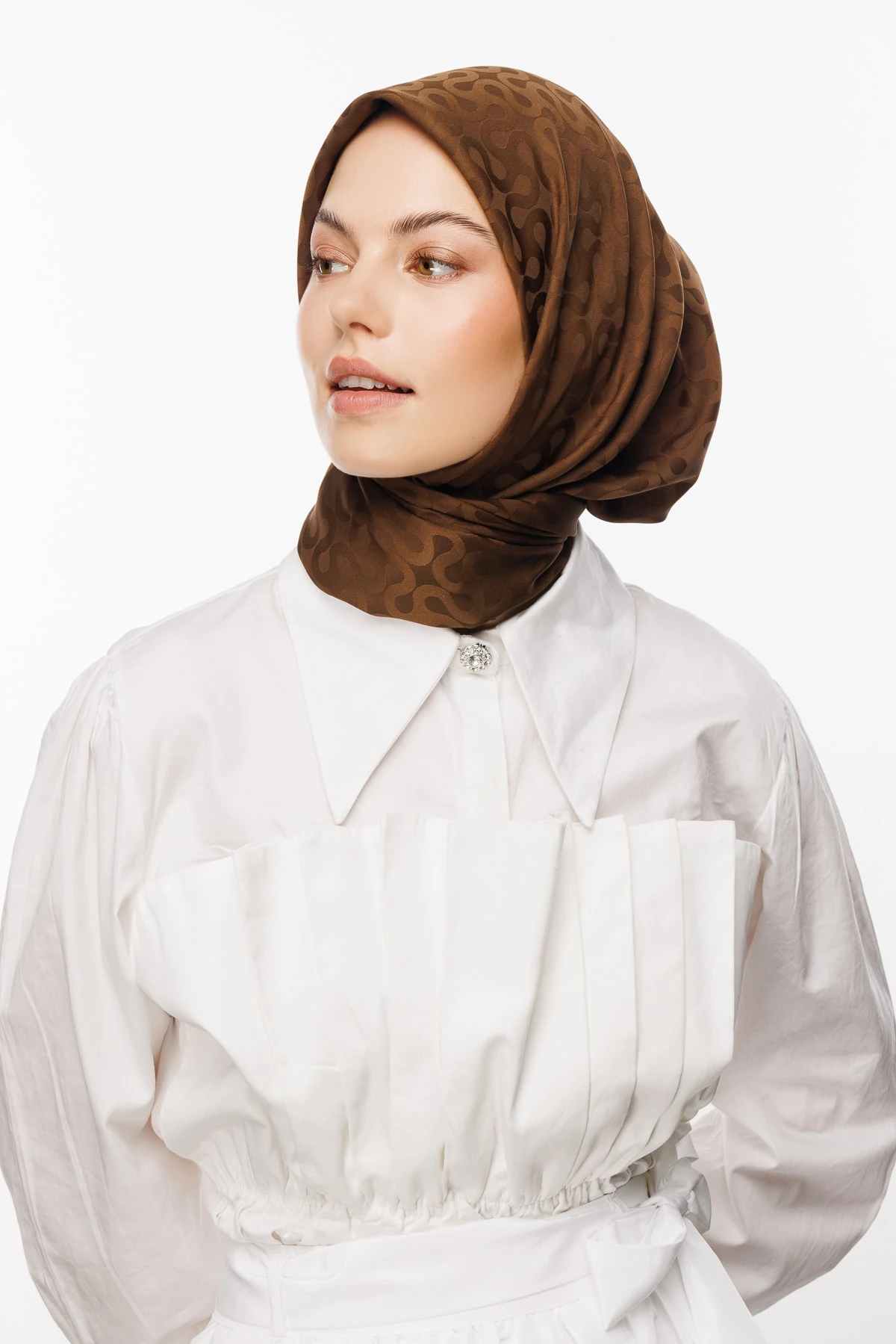 Toptan Moon Desen İpeksi Jakar Eşarp - Kahverengi