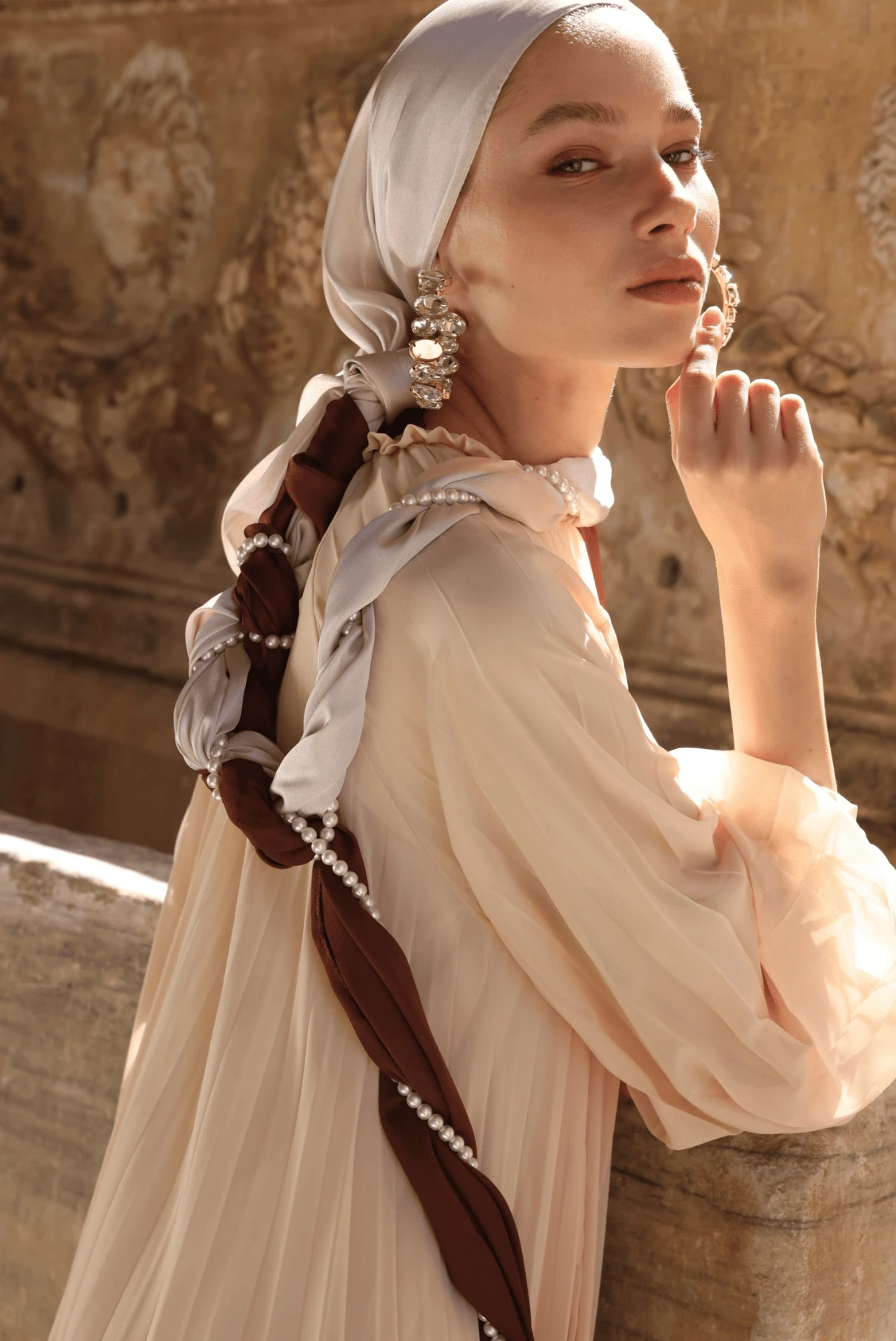 Diamond Aura Shawl - Cream