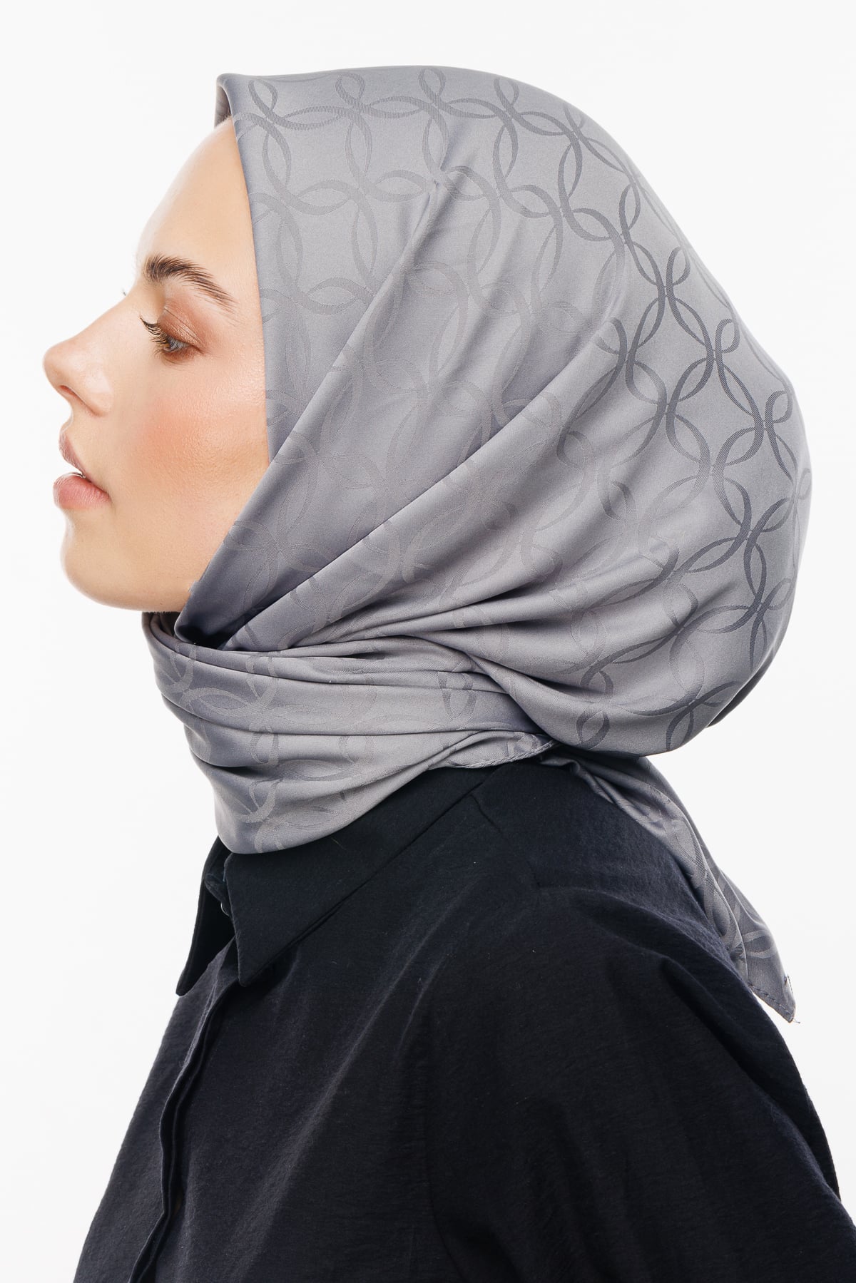 London Pattern Silky Jacquard Scarf - Mineral Gray