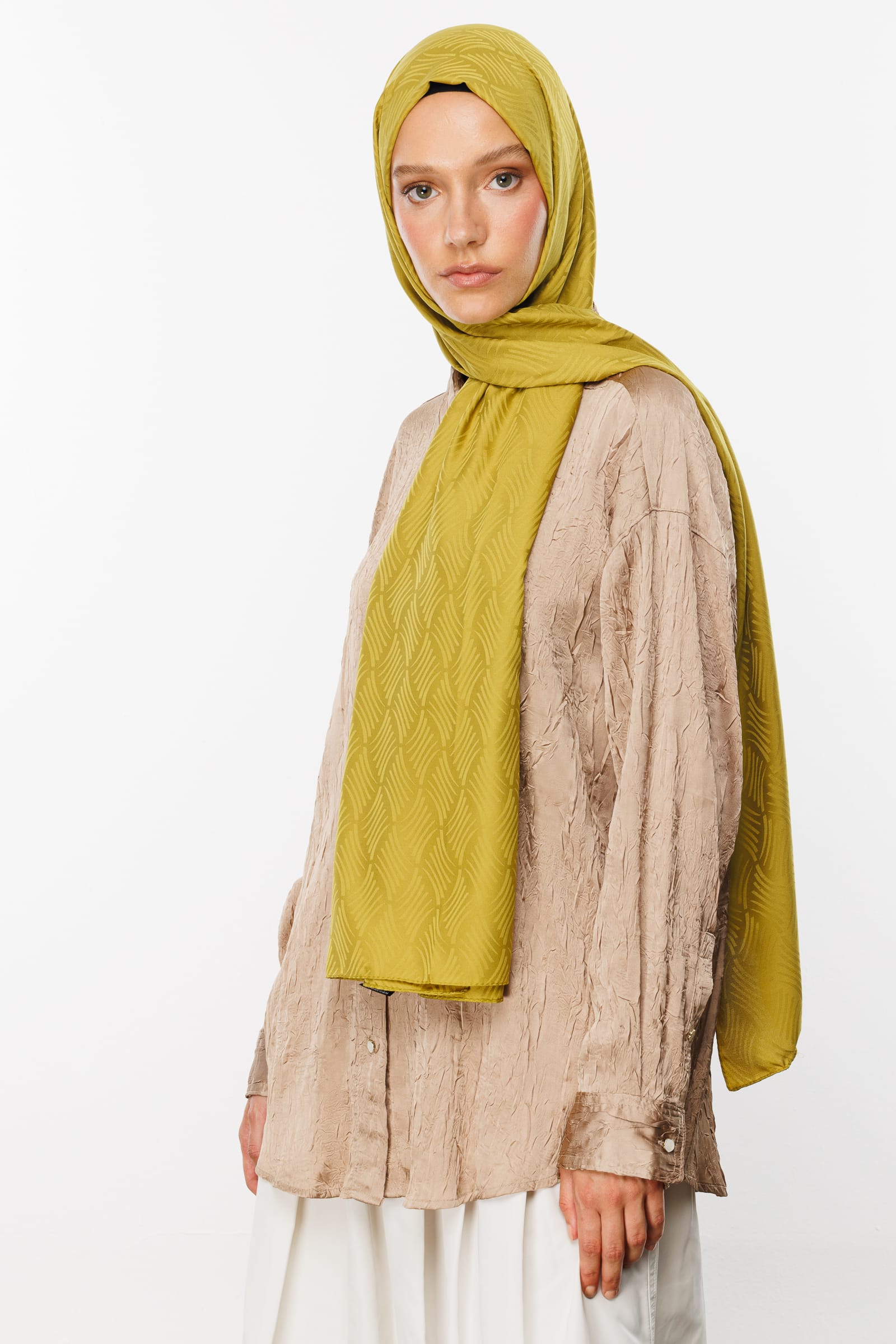 Aura Pattern Silk Jacquard Shawl - Olive Green