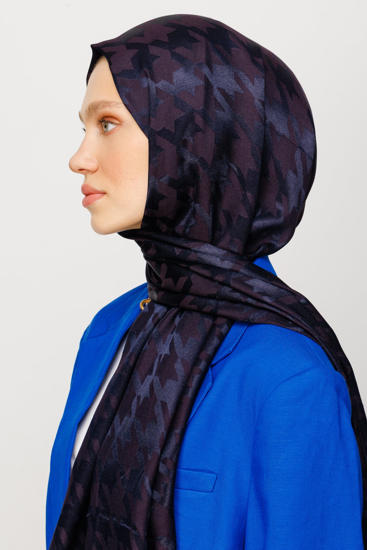 Wholesale Houndstooth Pattern Shiny Jacquard Shawl - Navy Blue