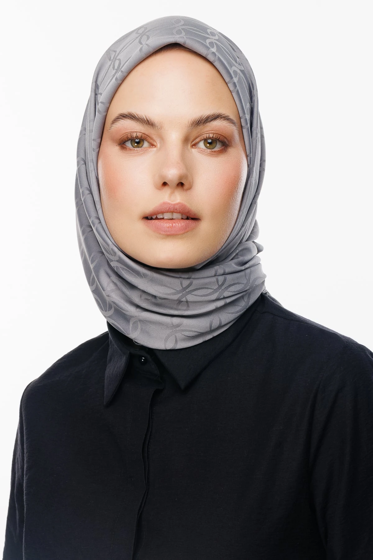 London Pattern Silky Jacquard Scarf - Mineral Gray