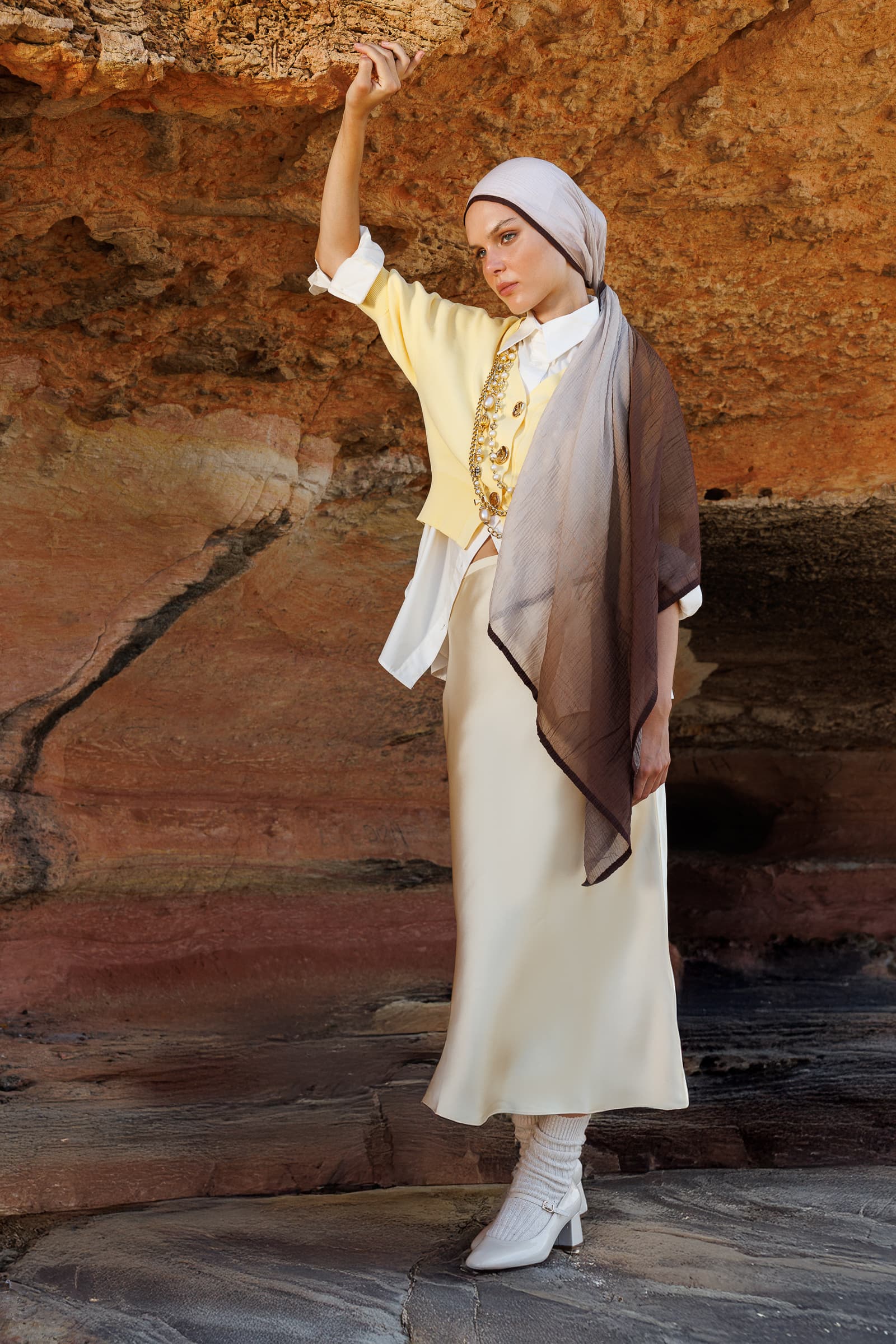 Ombre Muslin Shawl - Beige