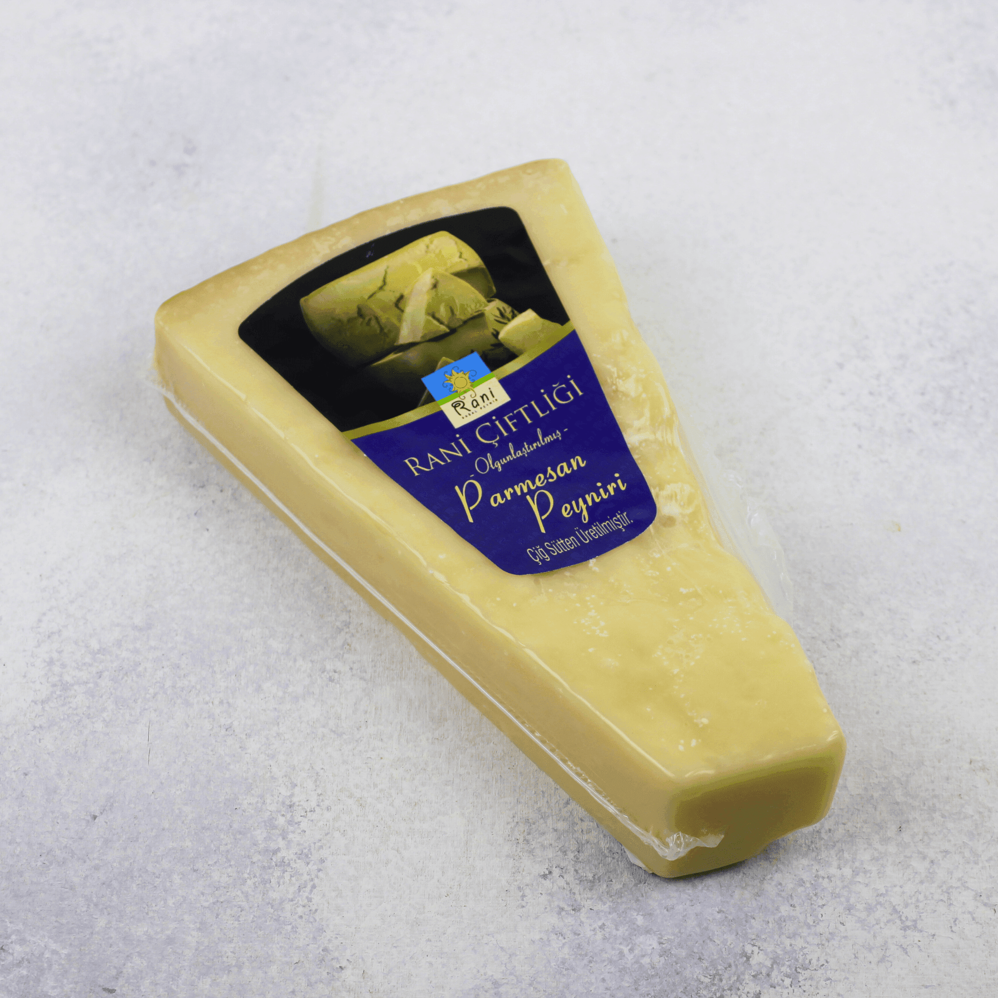 Rani Çiftliği Parmesan Peyniri 230 gr (24 Ay Olgunlaştırılmış)