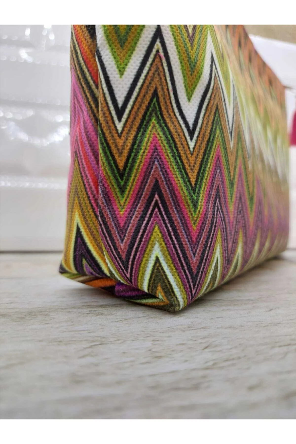 Zigzag Desenli Portföy Çanta