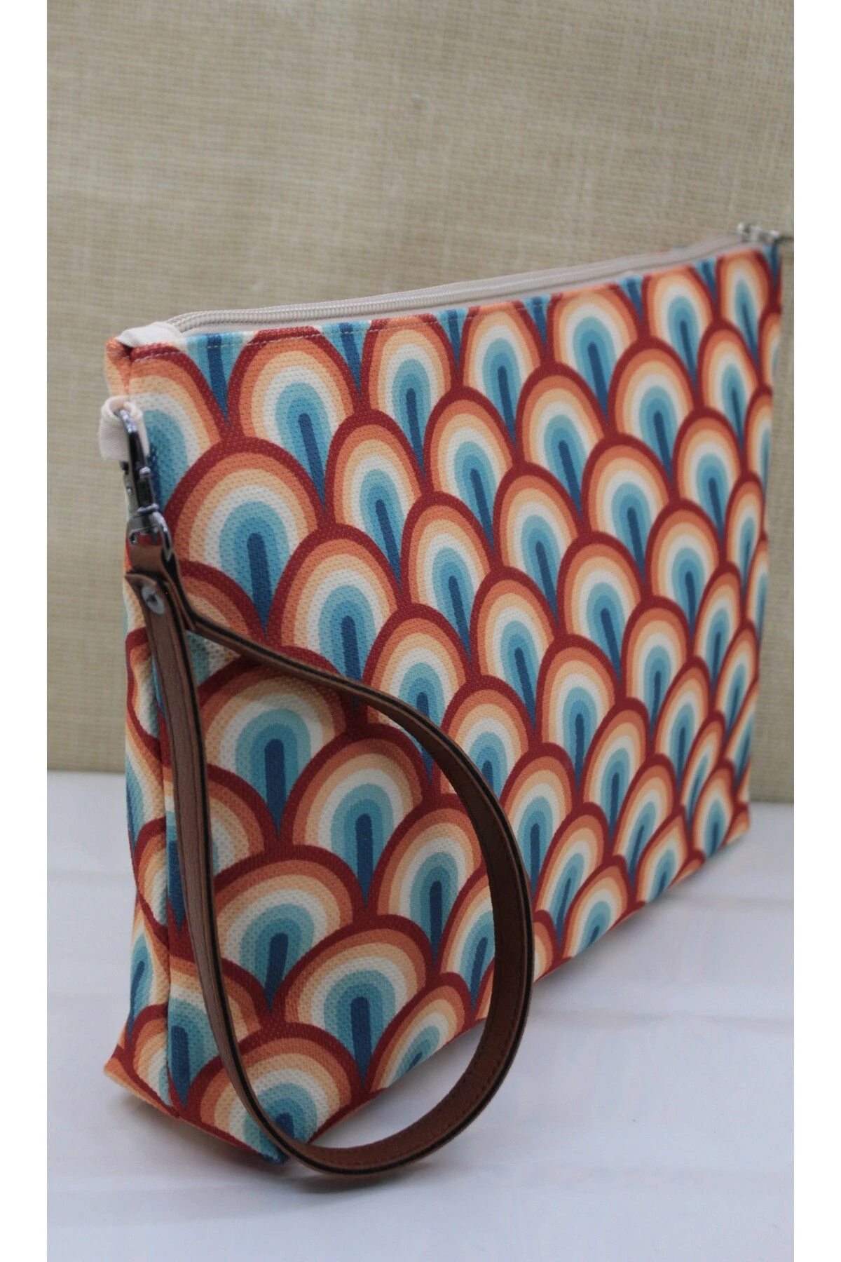 Retro Gökkuşağı Desenli Portföy Çanta