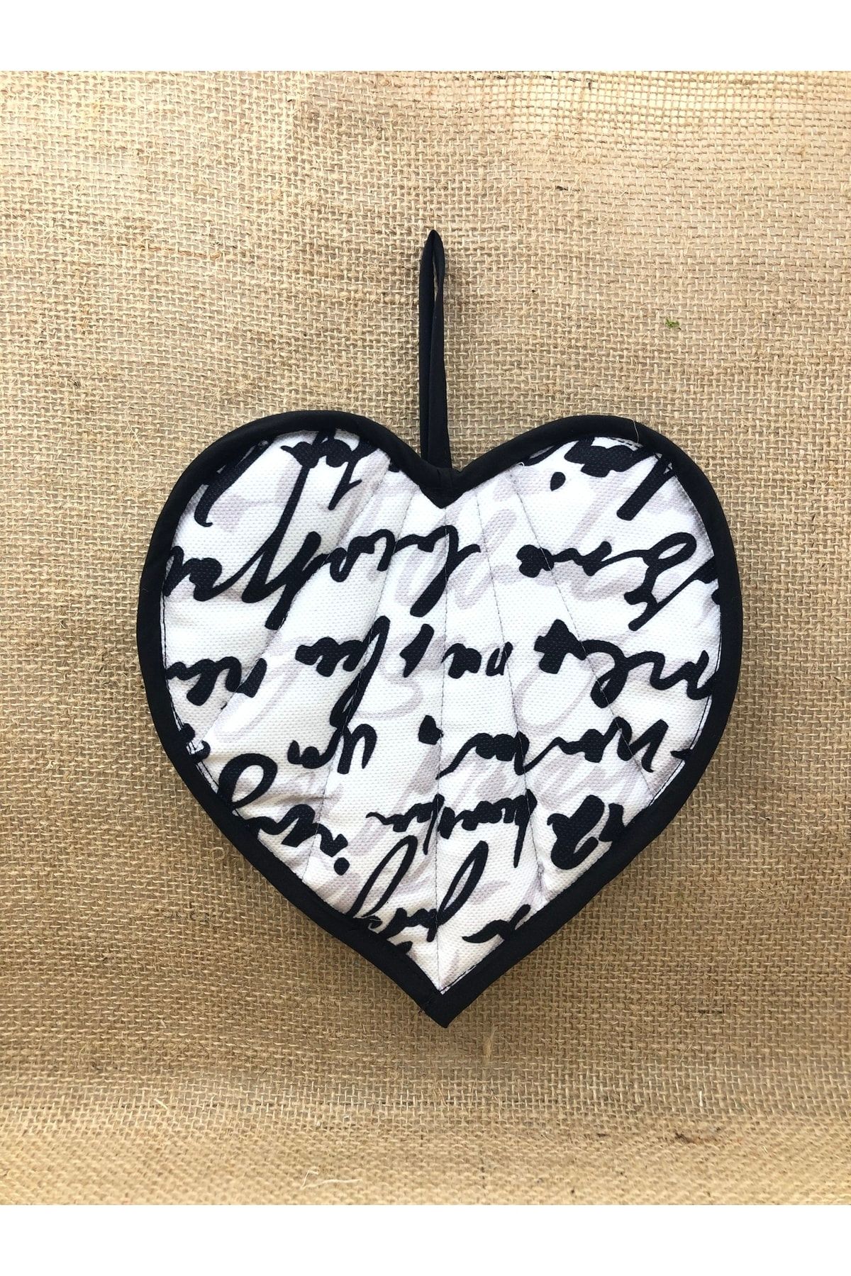 Yazı Desenli Nakışlı Mutfak Önlüğü