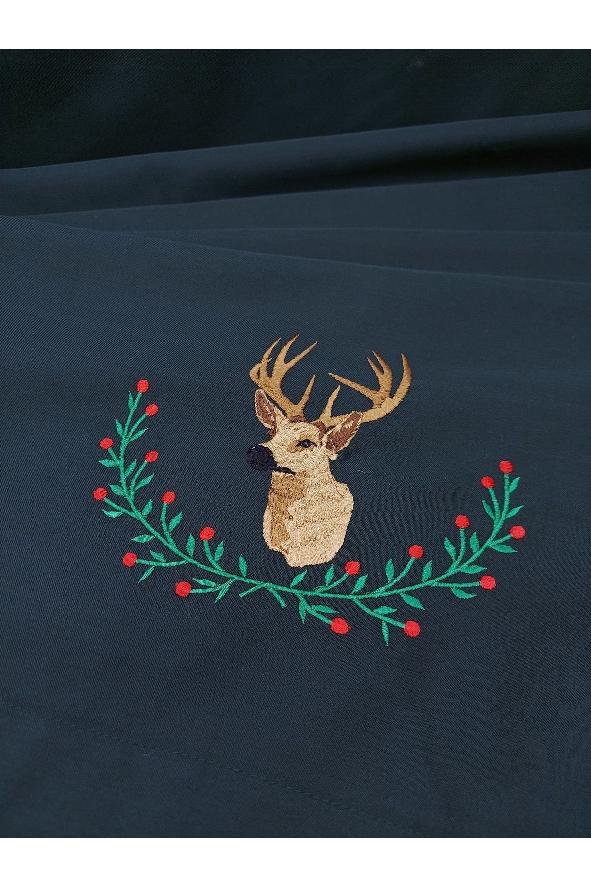 Yılbaşı Geyik Nakışlı Runner