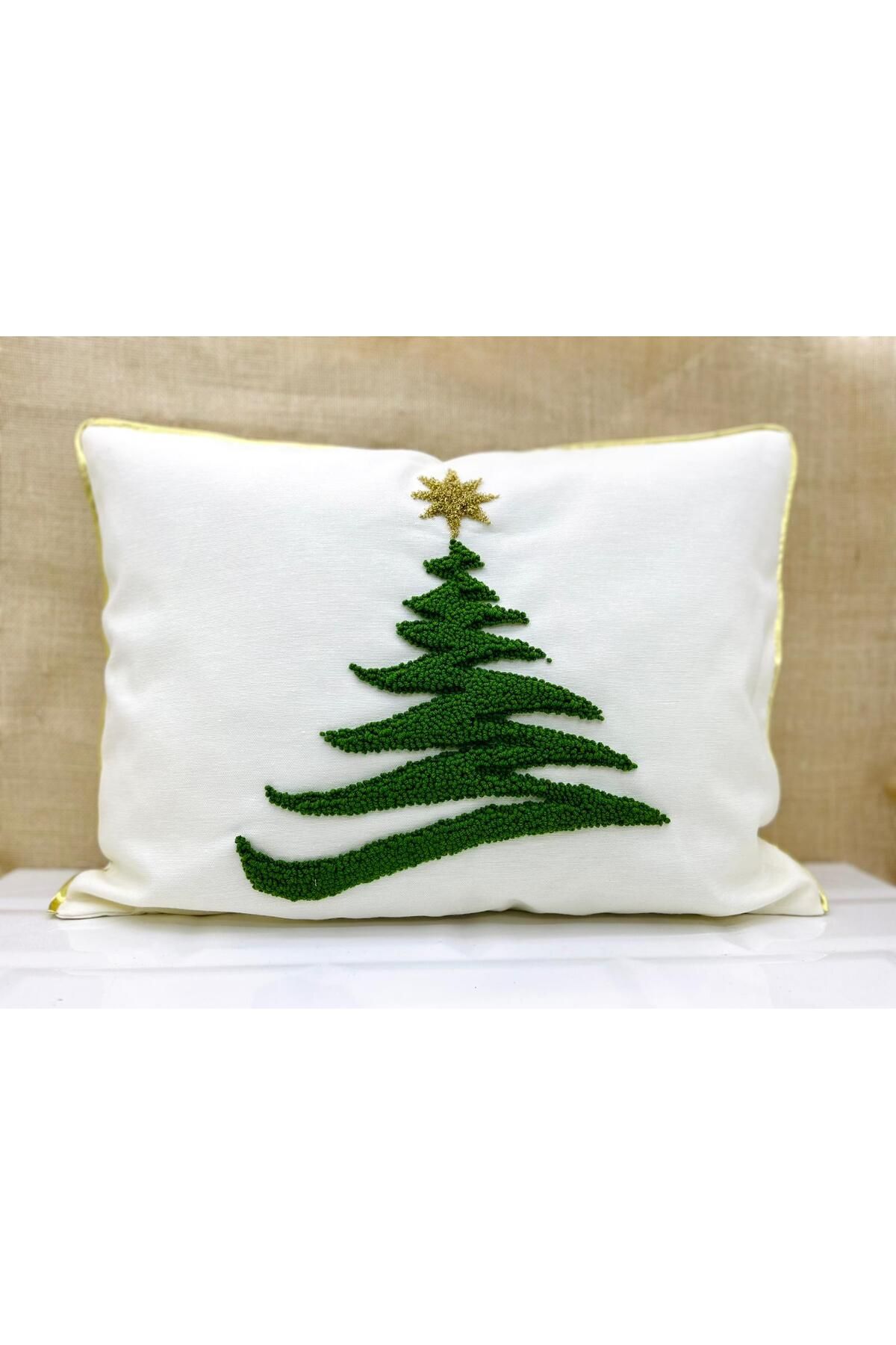 Yılbaşı Ağacı Punch Yastık Kılıfı