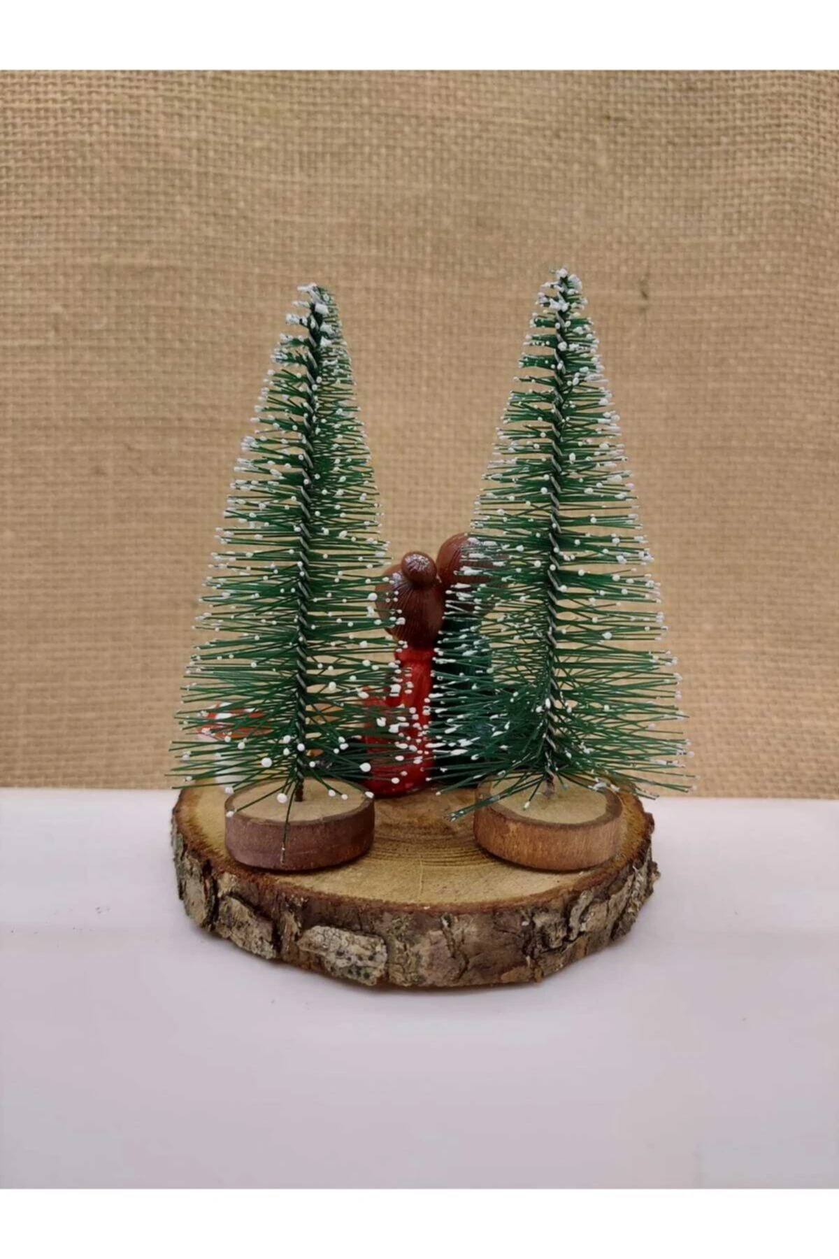 Doğadaki Aşıklar Dekoratif Obje - Çam Ağaçlı Yılbaşı Süsü