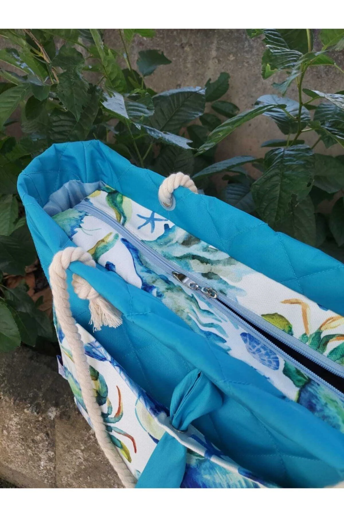 Su İtici Mavi Kapitoneli Plaj Çantası 55x39 cm