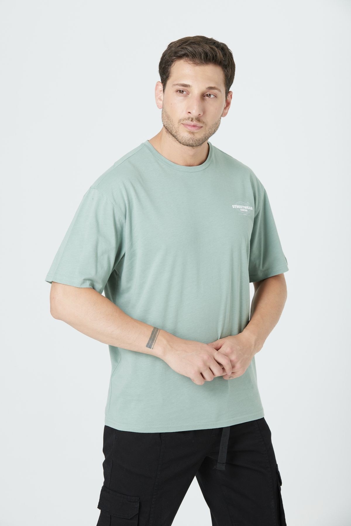 BASIC RELAX FIT T-SHIRT