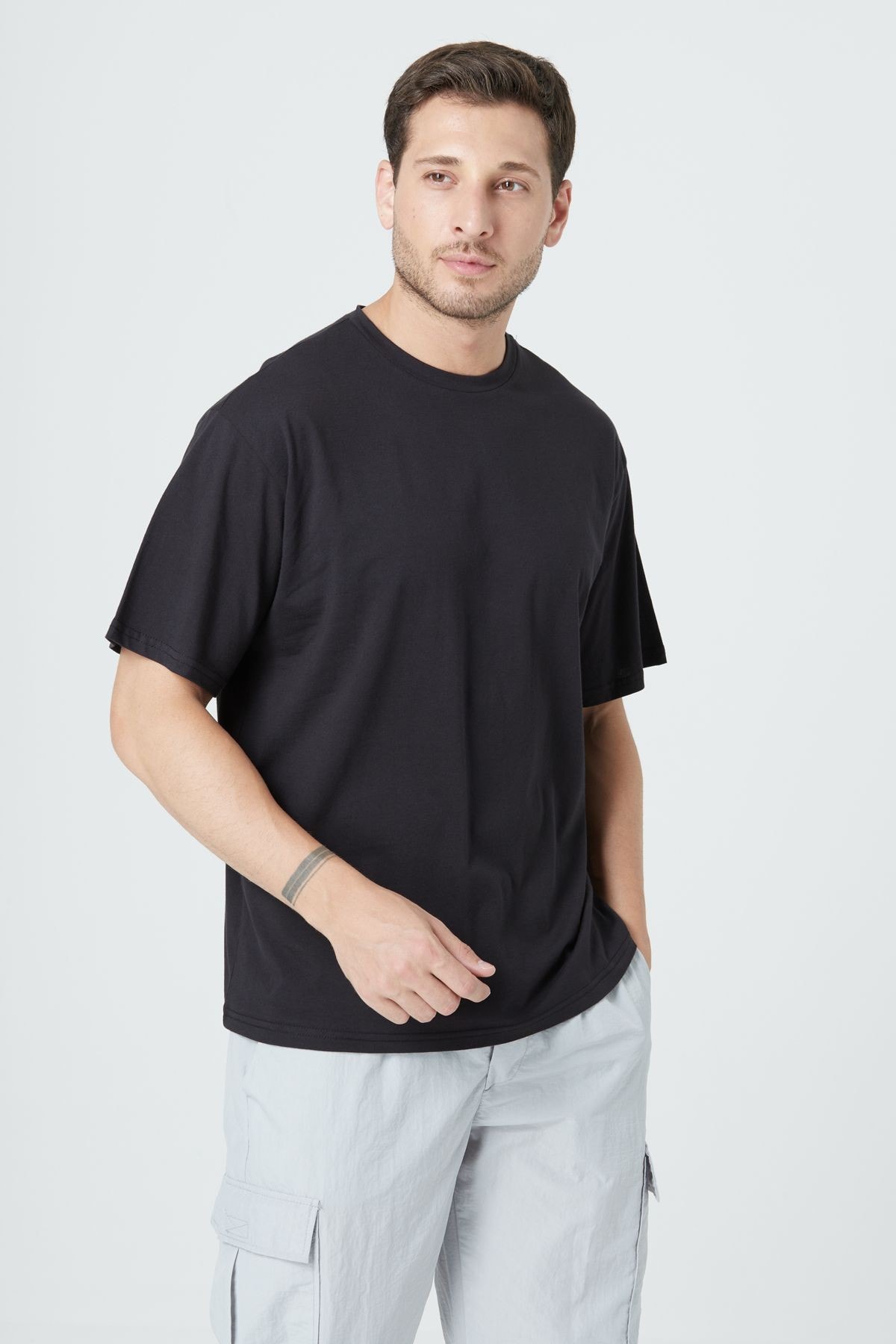 BASIC RELAX FIT T-SHIRT