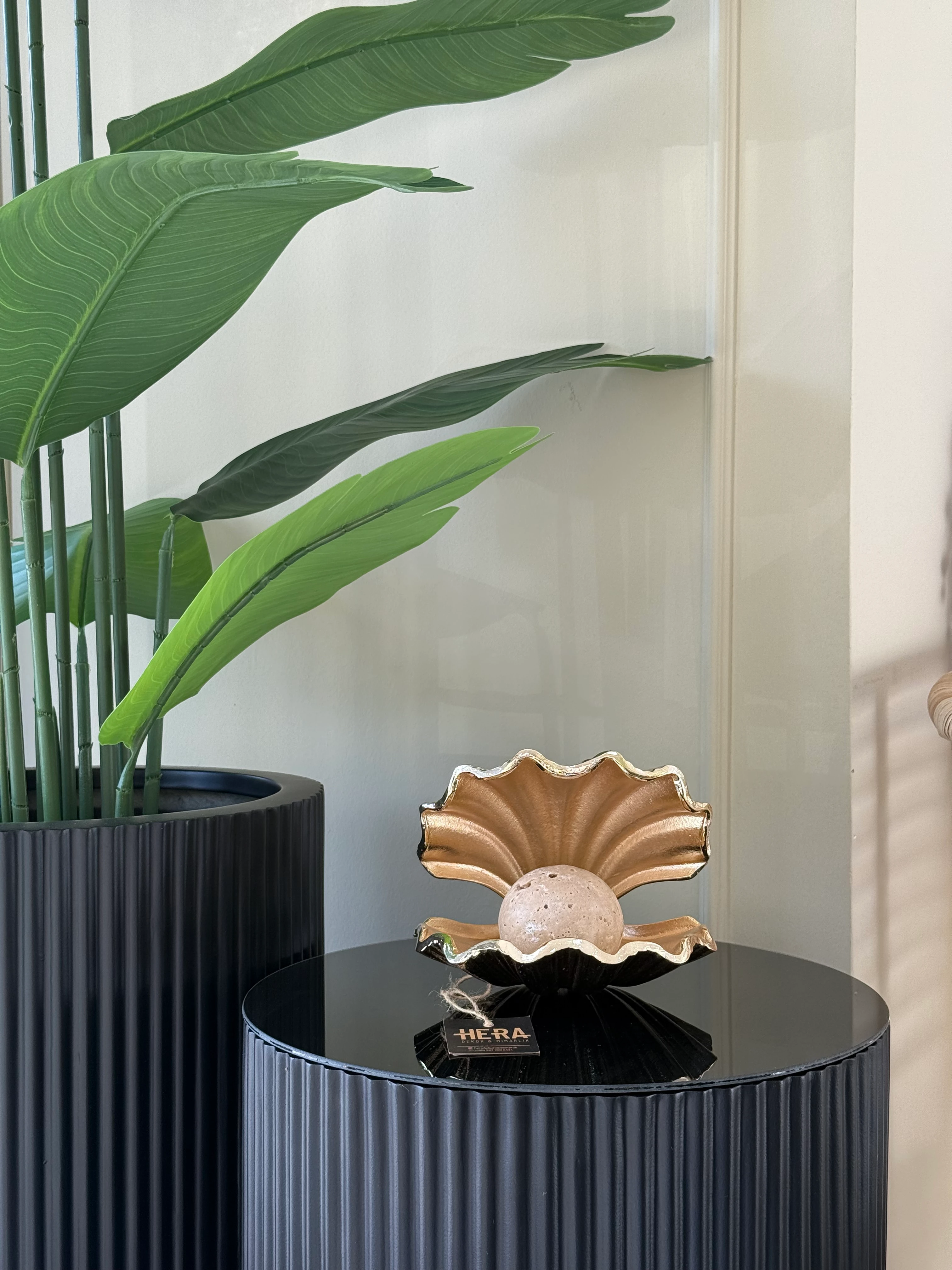 TRAVERTEN TOP DETAYLI DÖKÜM İSTRİDYE OBJE - Gold