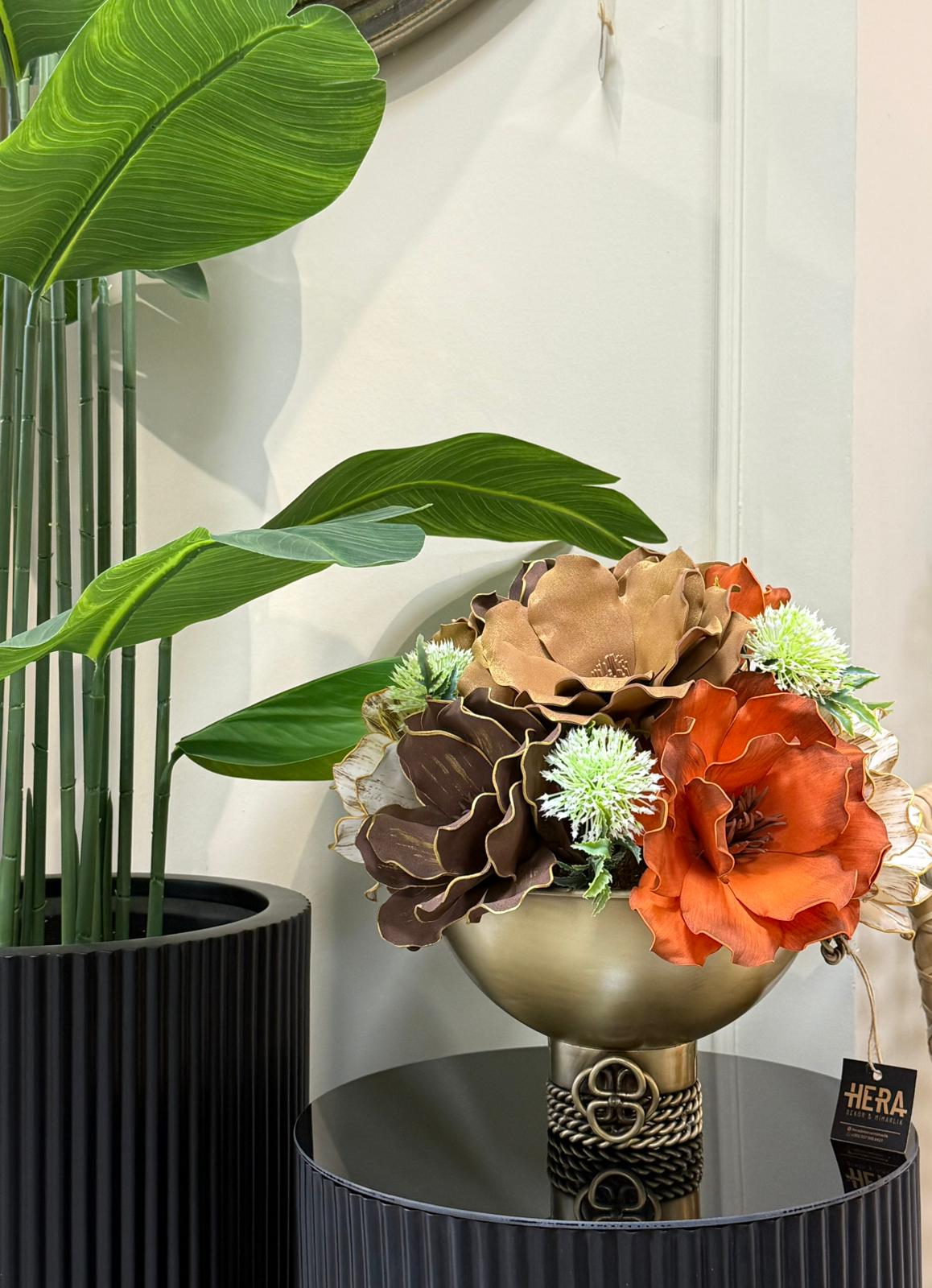 ESKİTME ZİNCİR SAKSI ÇİÇEK ARANJMANI