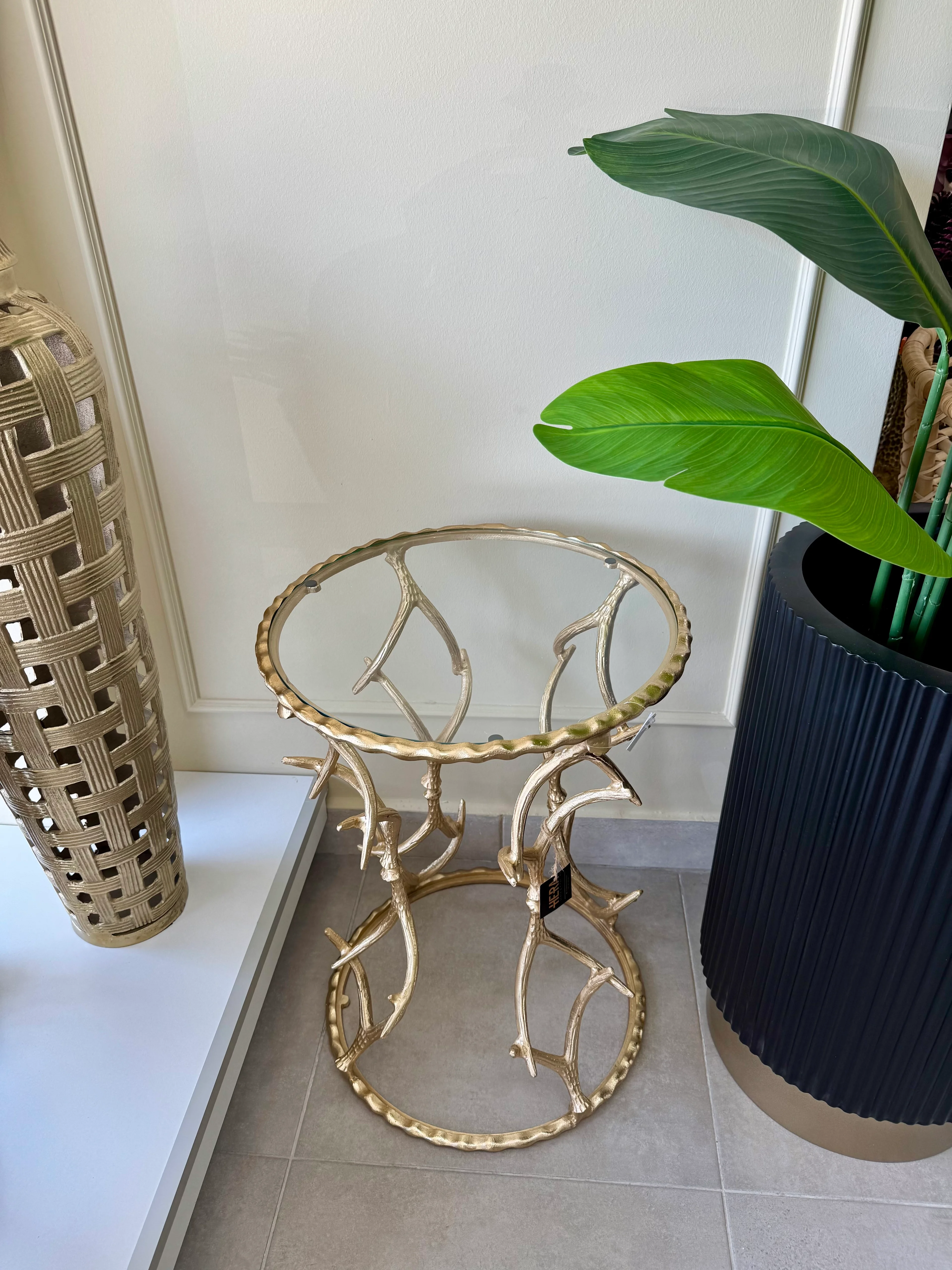 İTHAL DÖKÜM SEHPA