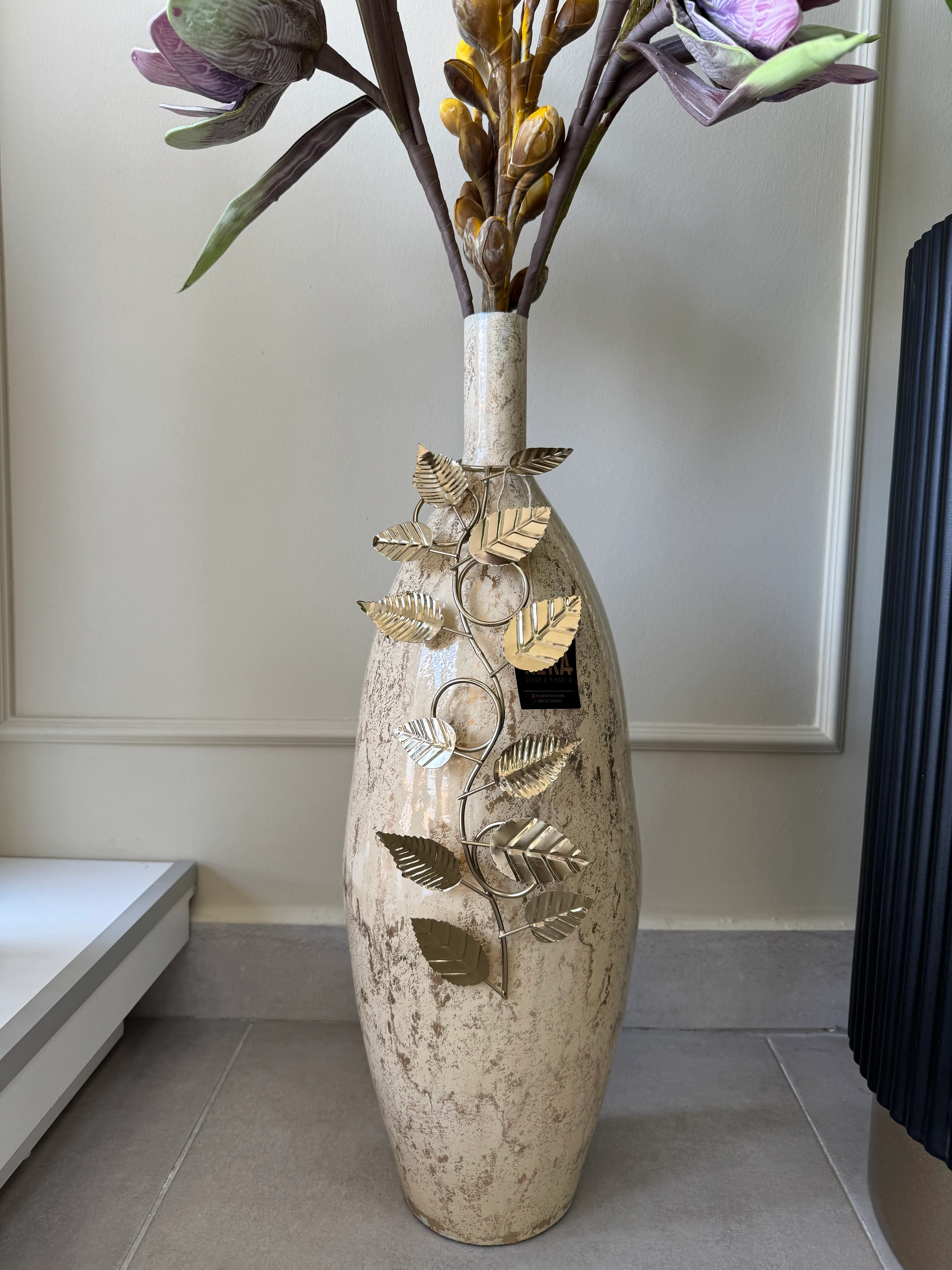 İTHAL METAL YER VAZOSU