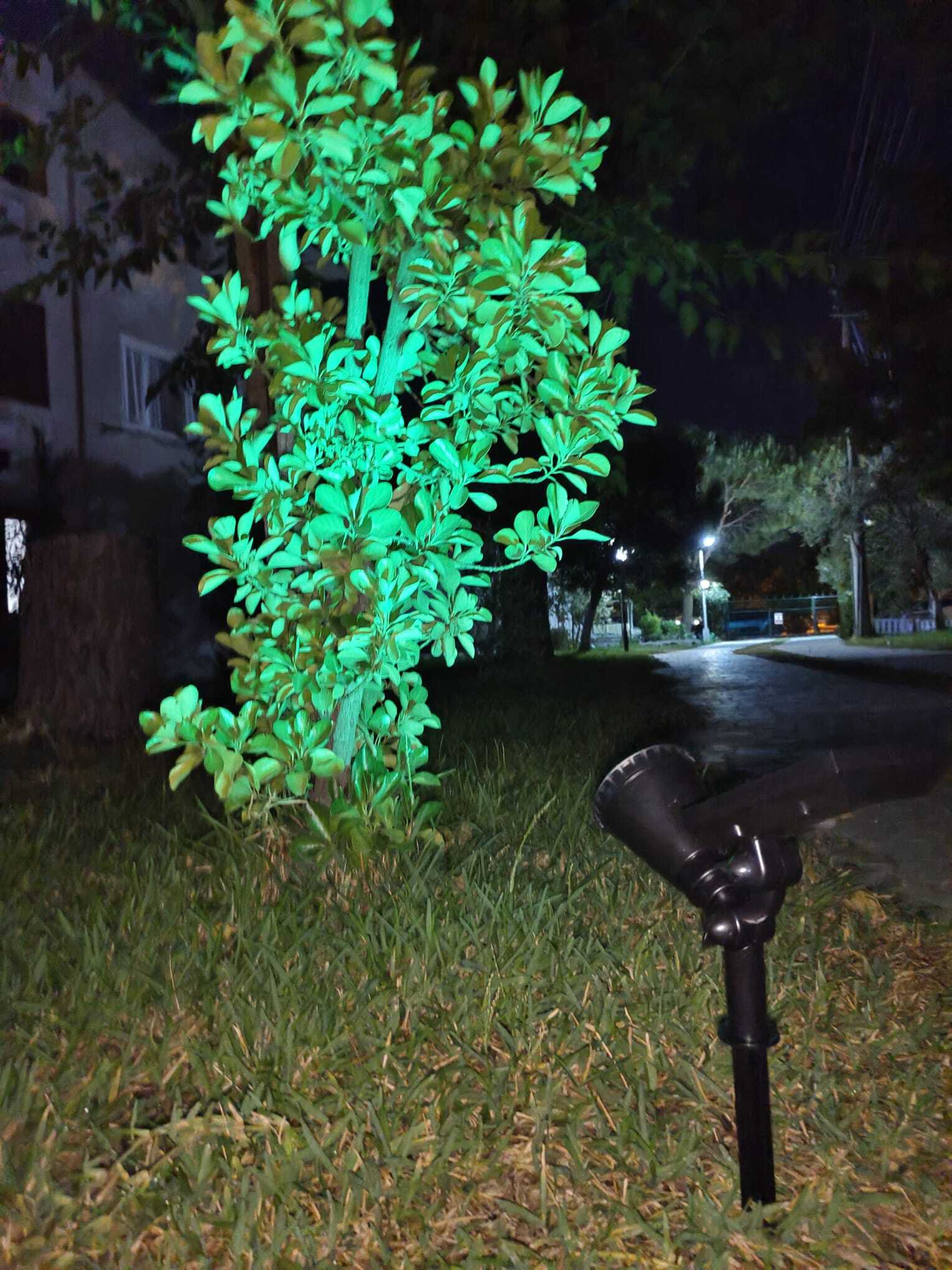 K2 7W Yeşil Işık Güneş Enerjili Çim Armatürü Kazıklı Solar Aydınlatma 