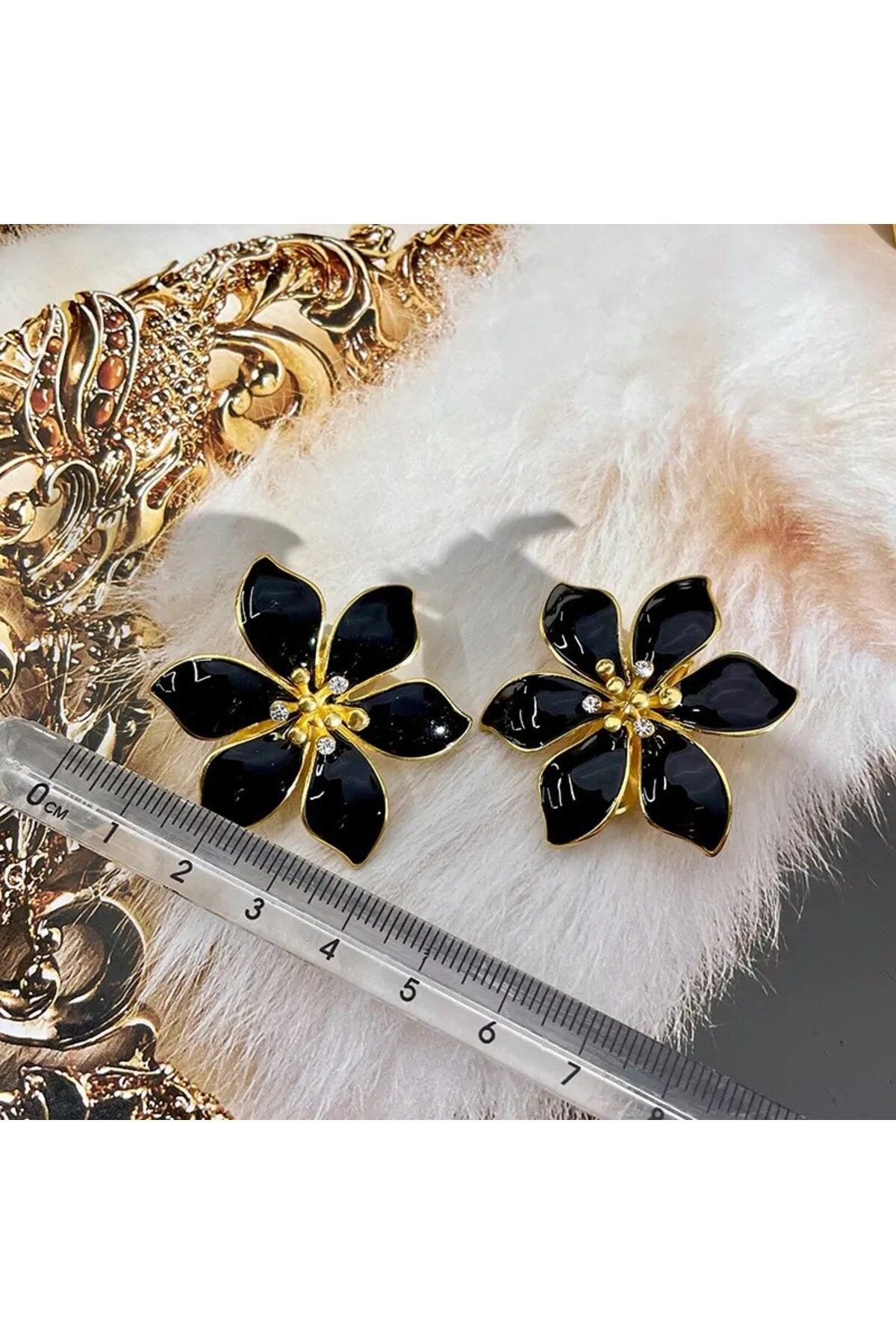 Vintage Elmas Taşlı Orkide Taç Çiçek 18K Altın Kaplama Küpe